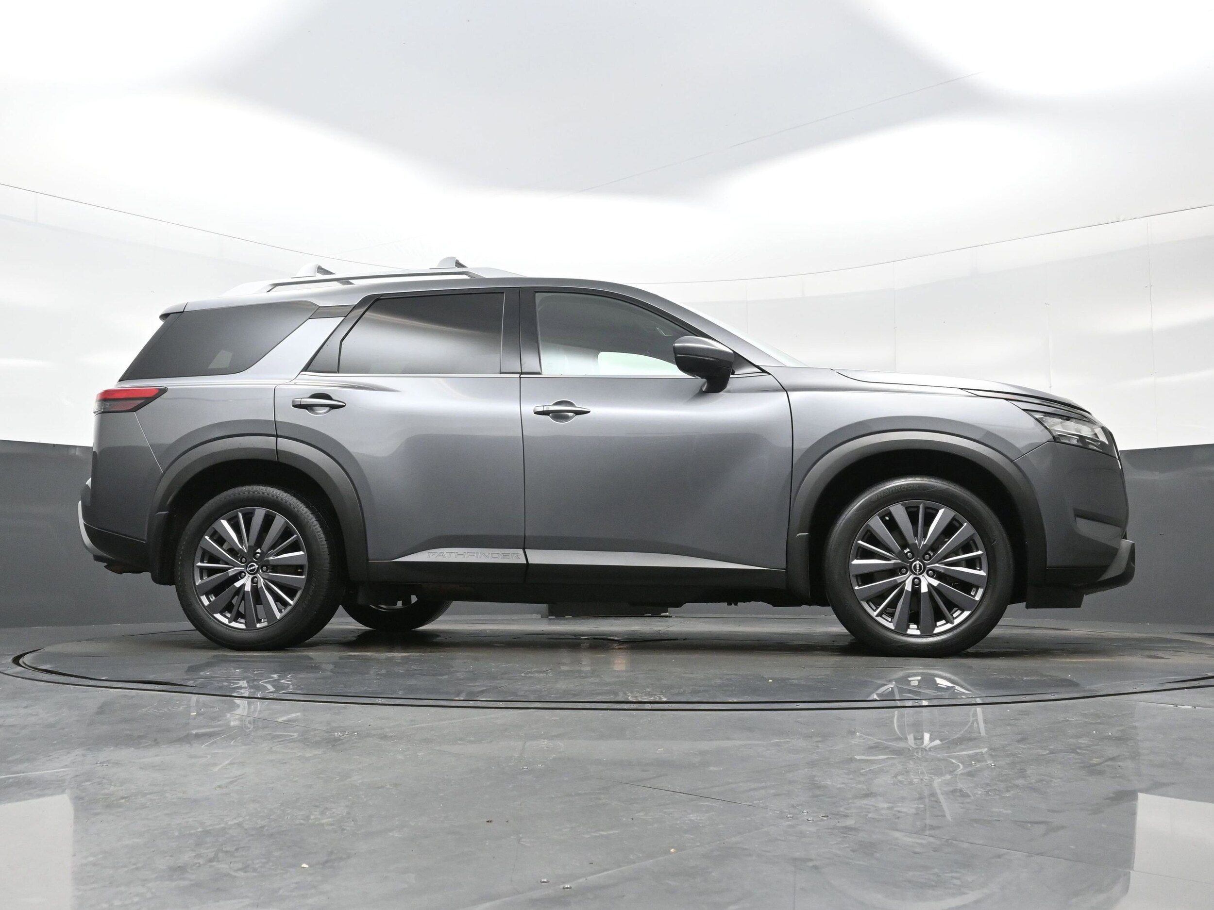2023 Nissan Pathfinder SL - Photo 34