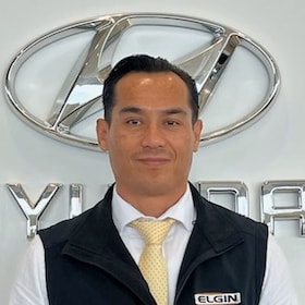 Staff member Ismail G from ID_b0bd9129455c
