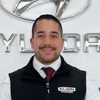 Staff member Juan V from ID_2a33dbe6e7e1