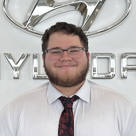 Staff member Zak H from ID_b0bd9129455c