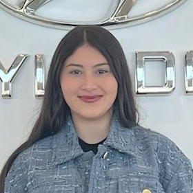 Staff member Veronica B from ID_b0bd9129455c