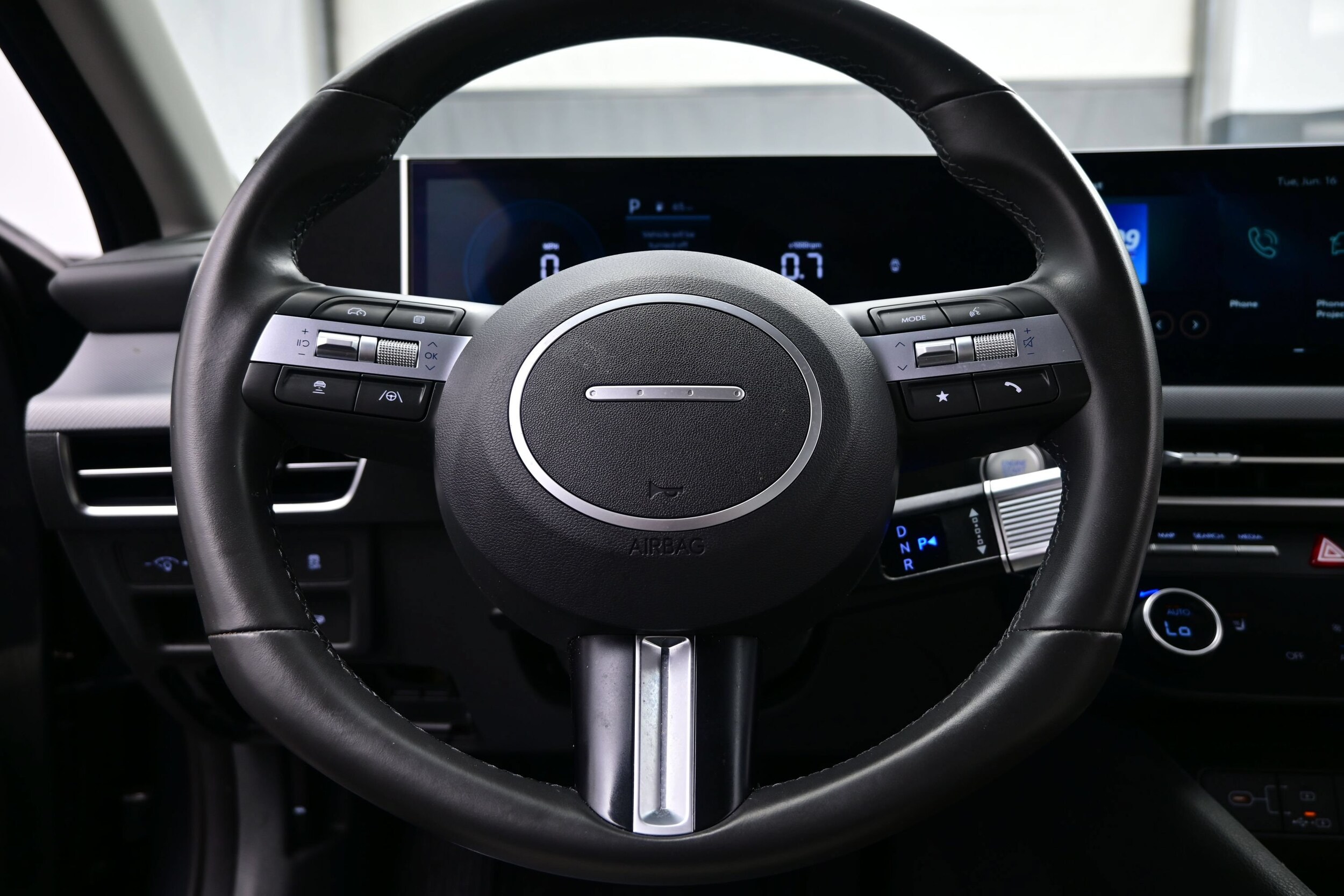 2026 Hyundai Sonata SEL - Photo 22