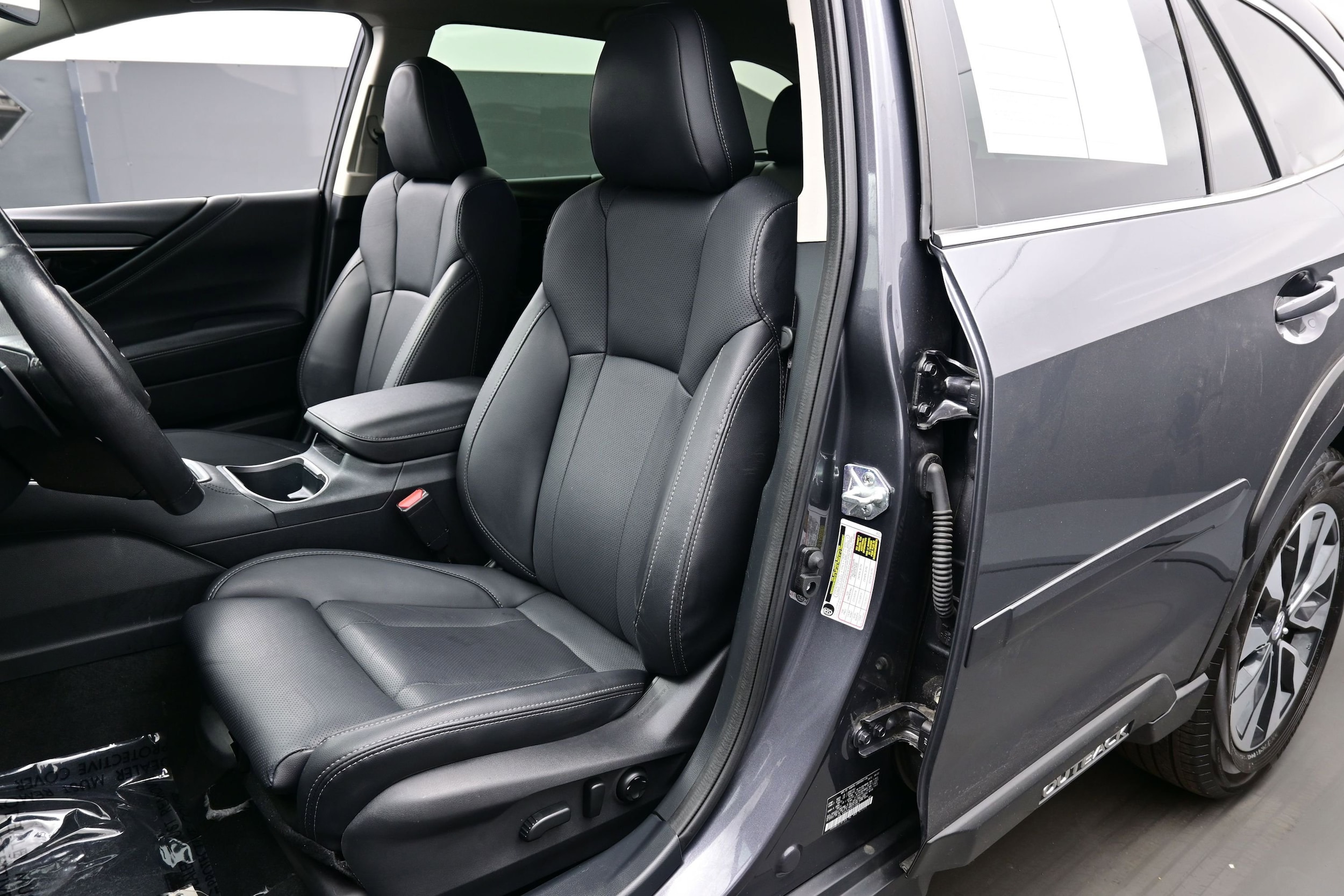 2023 Subaru Outback Limited - Photo 13