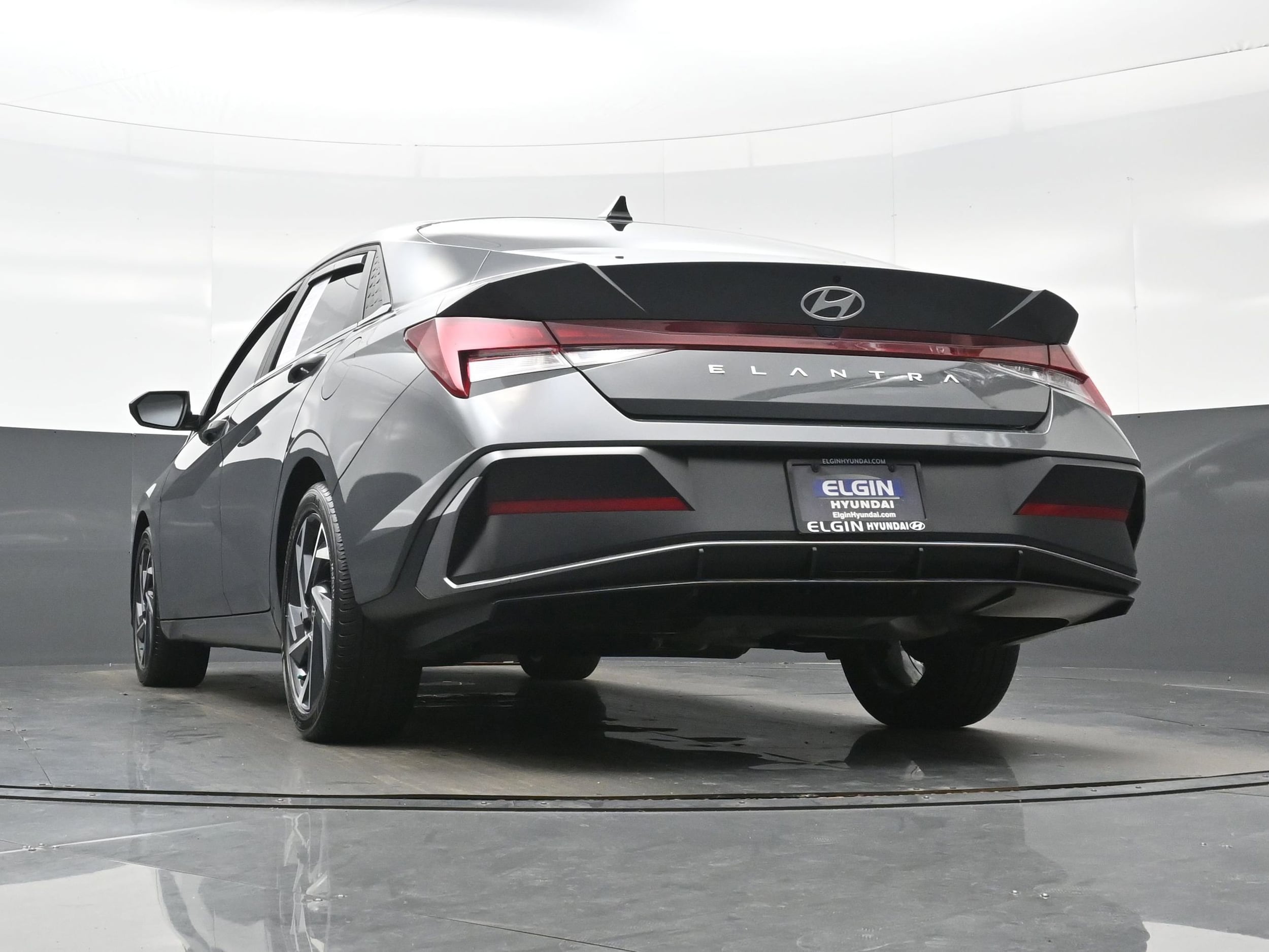 2024 Hyundai Elantra SEL - Photo 29