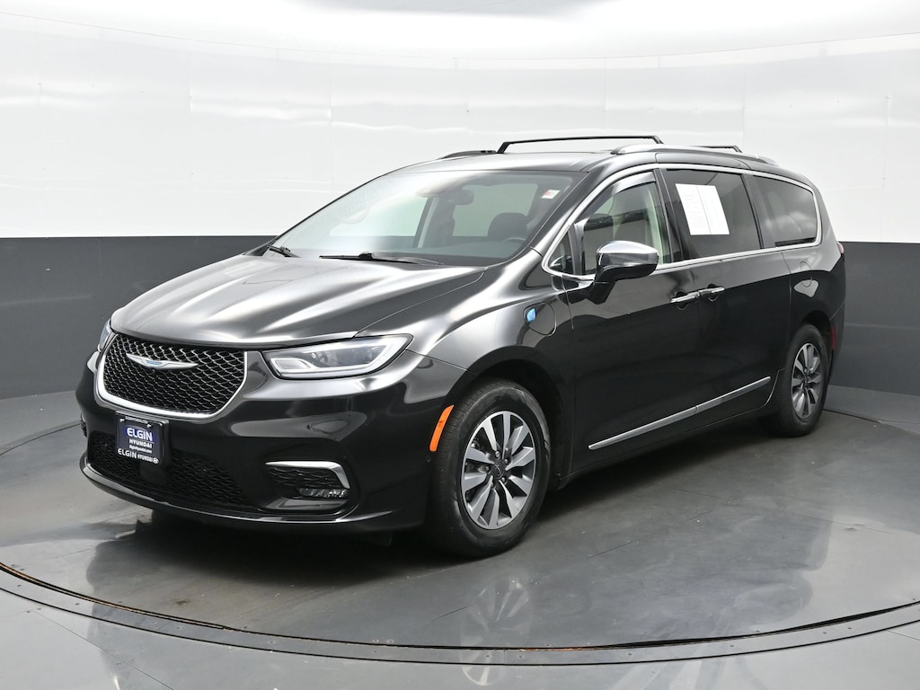 Used 2021 Chrysler Pacifica Hybrid Limited Van
