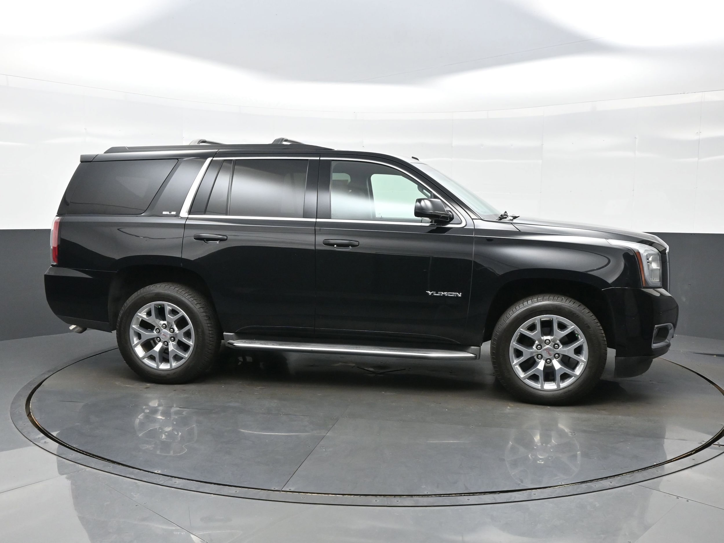2015 GMC Yukon SLE - Photo 7