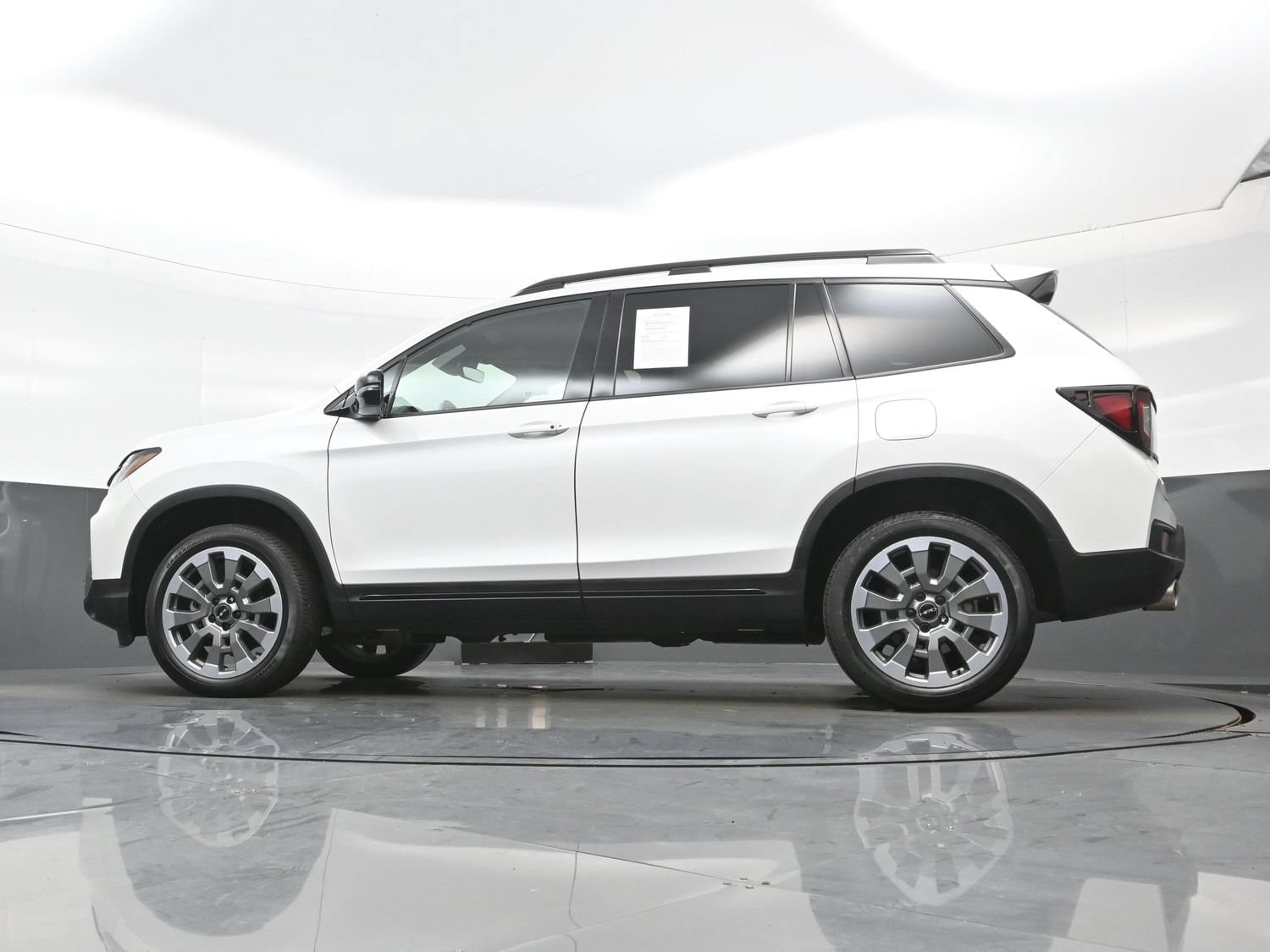 2024 Honda Passport Black Edition - Photo 31
