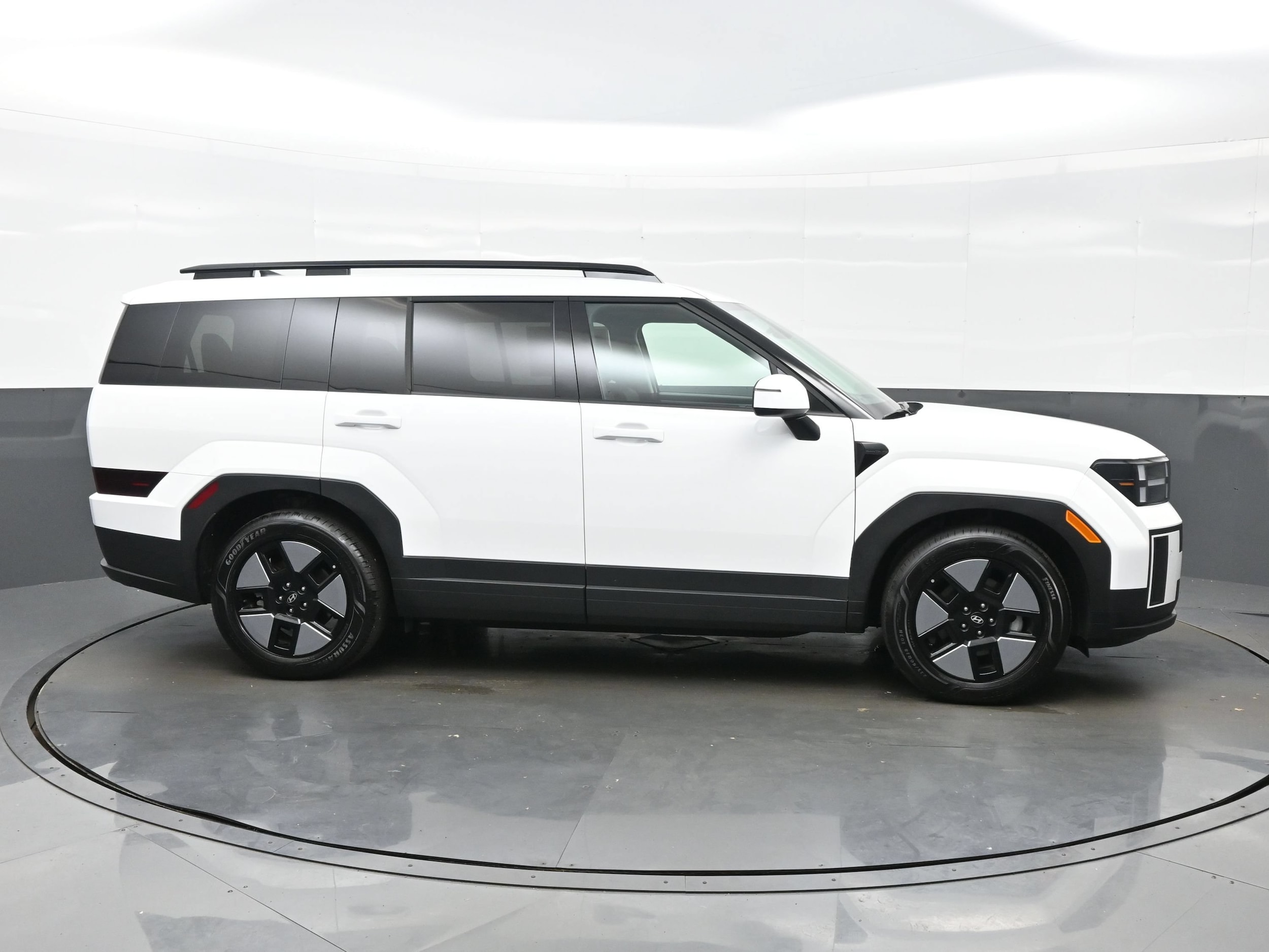 2025 Hyundai Santa Fe SEL - Photo 7