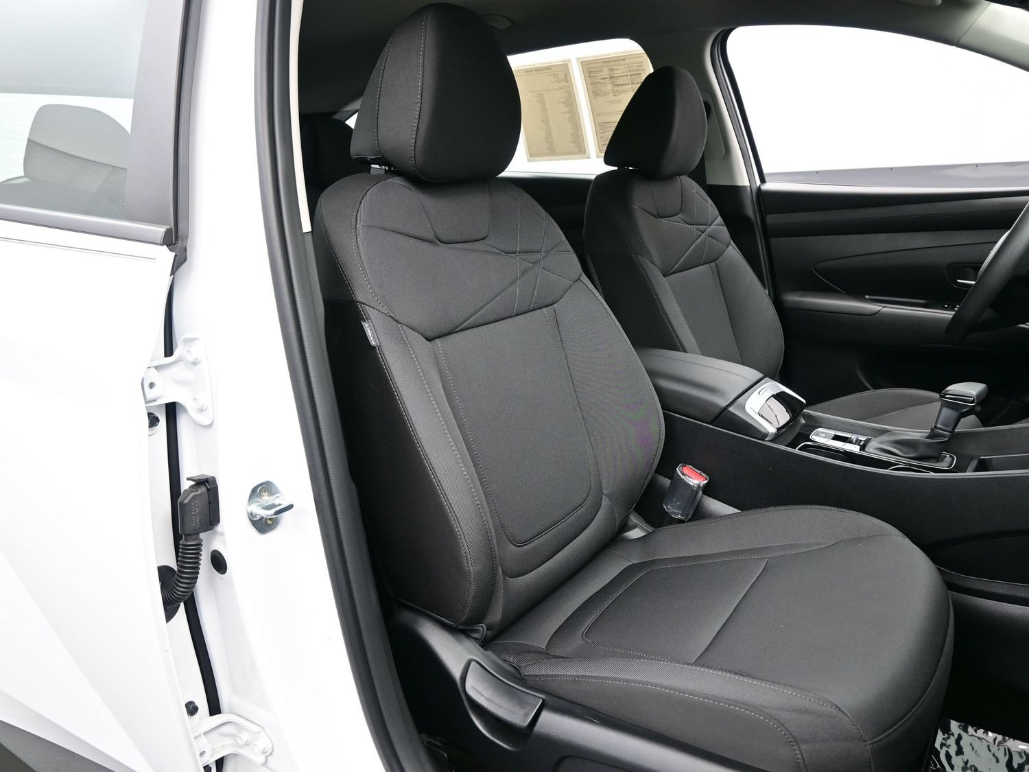 2026 Hyundai Tucson SE - Photo 13