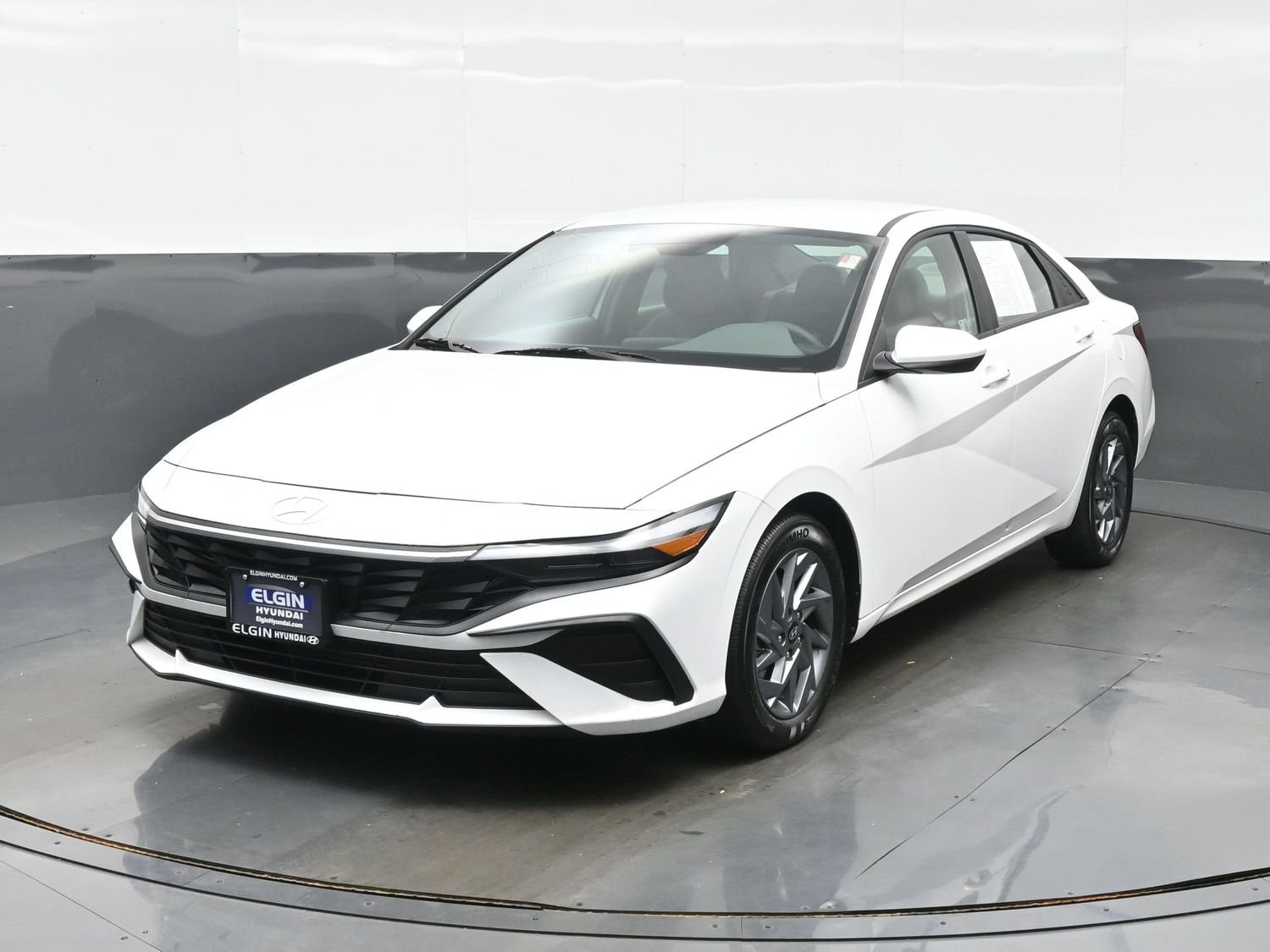 2024 Hyundai Elantra Sedan 