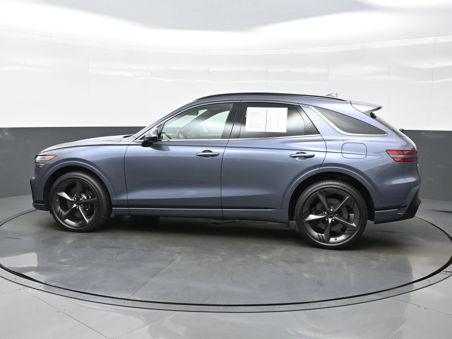 2026 GENESIS GV70 Sport Prestige - Photo 3