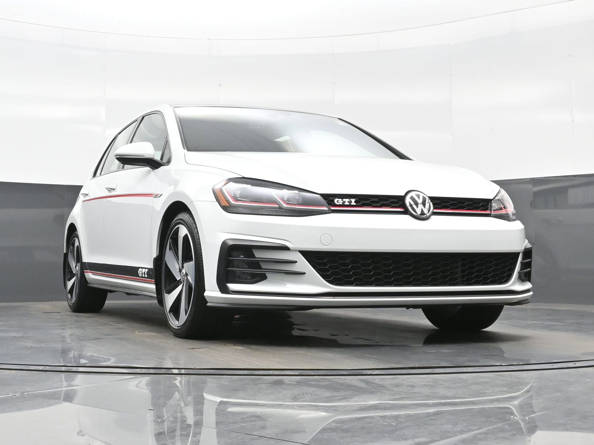 2018 Volkswagen Golf GTI SE - Photo 32