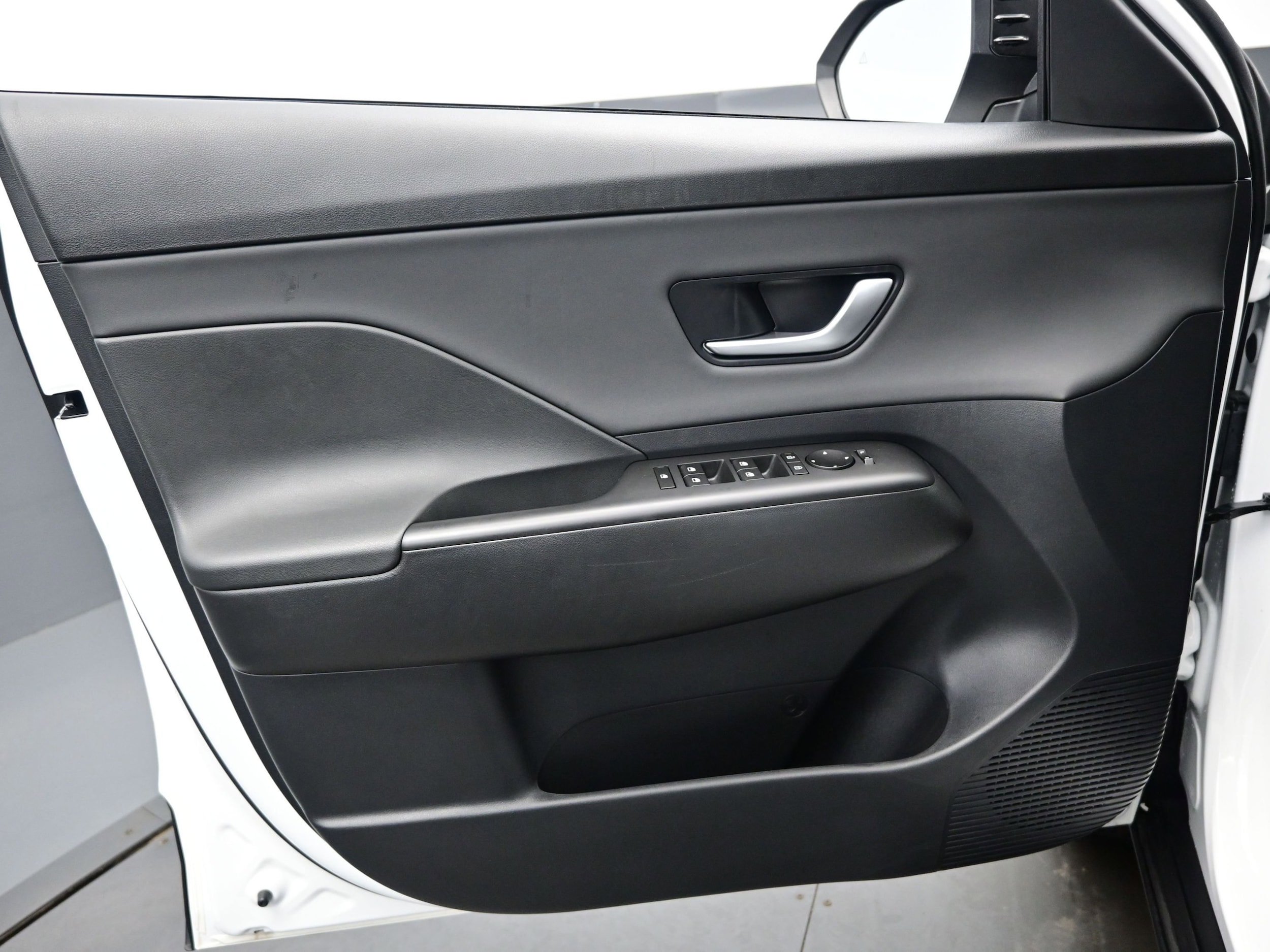 2026 Hyundai Kona SEL Premium - Photo 8