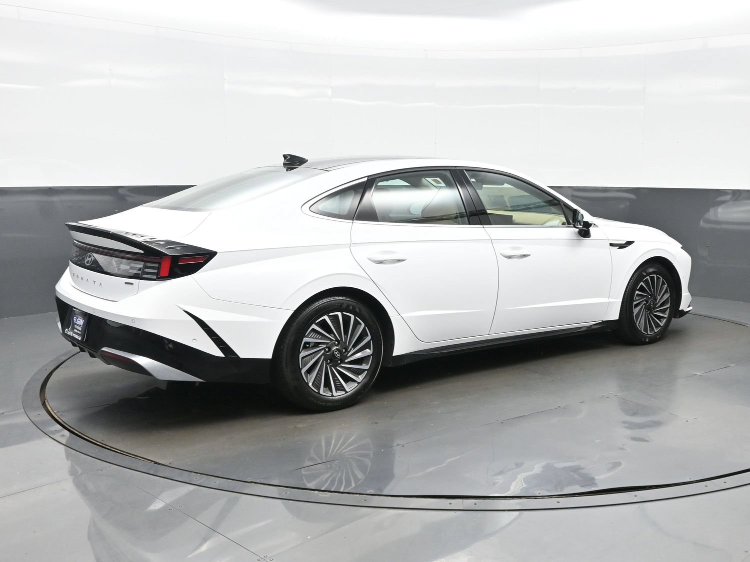 2026 Hyundai Sonata Hybrid Limited - Photo 6