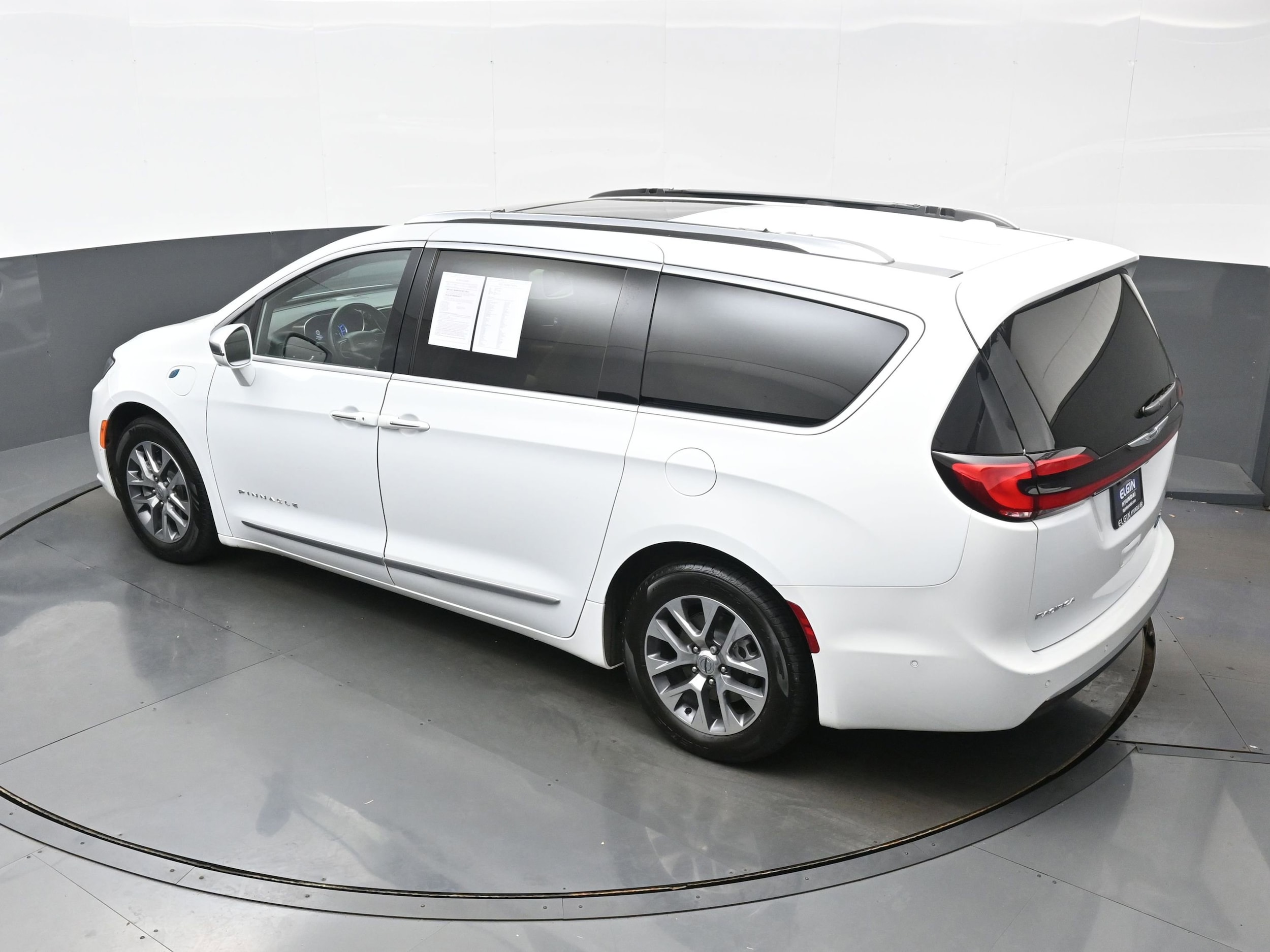 2022 Chrysler Pacifica Hybrid Pinnacle Hybrid - Photo 36