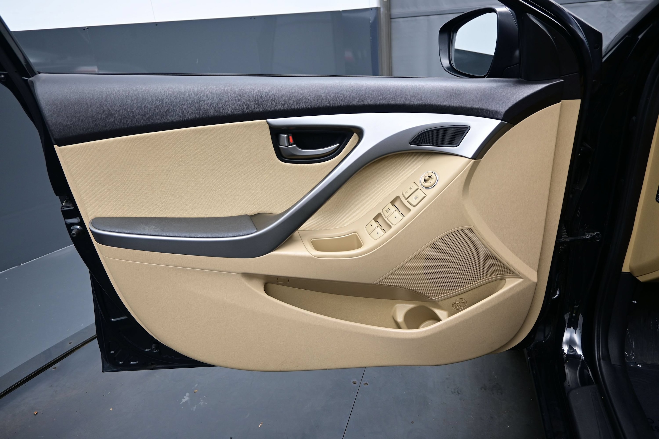 2013 Hyundai Elantra GLS - Photo 9