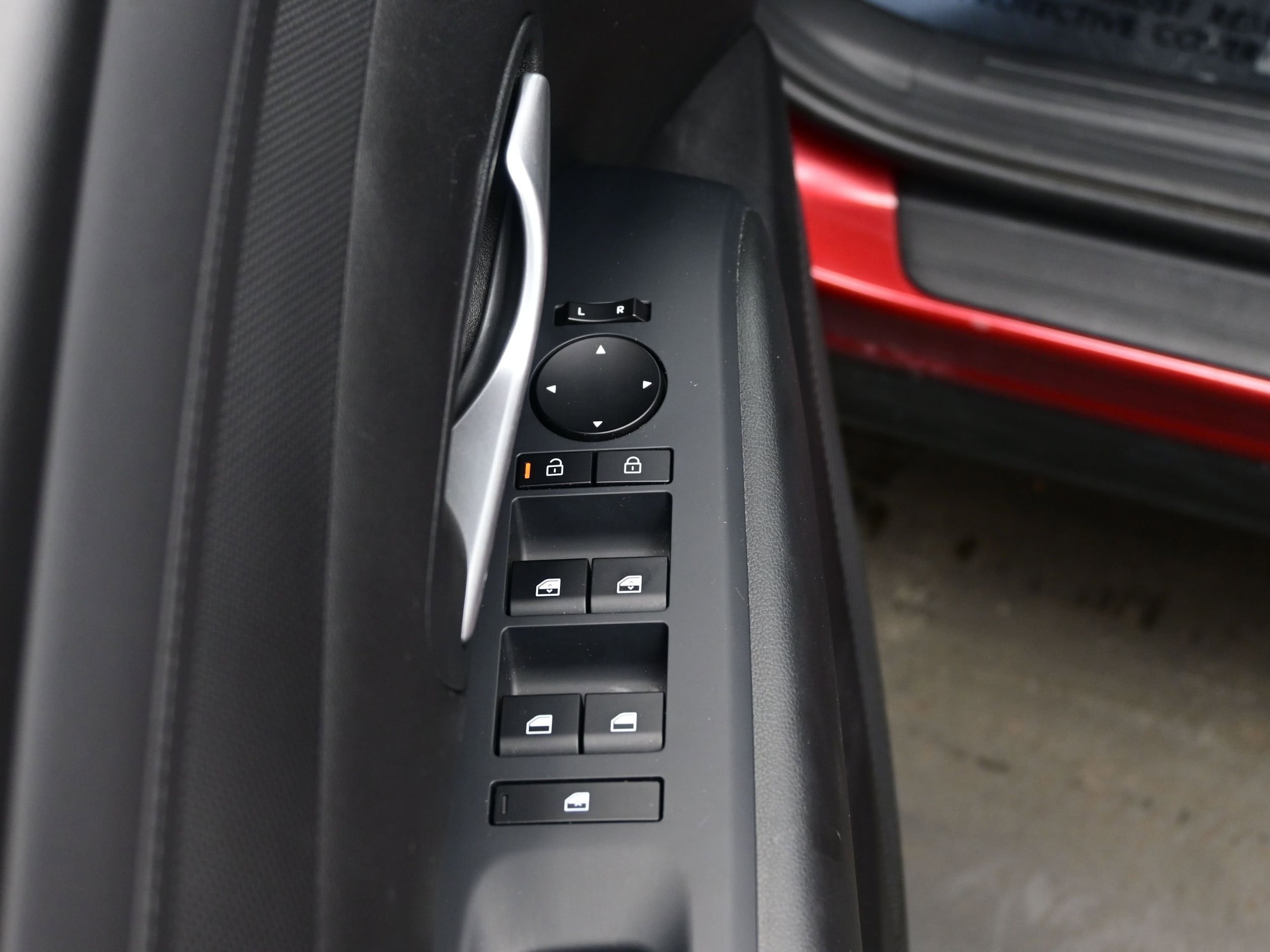 2025 Hyundai Tucson SEL - Photo 10