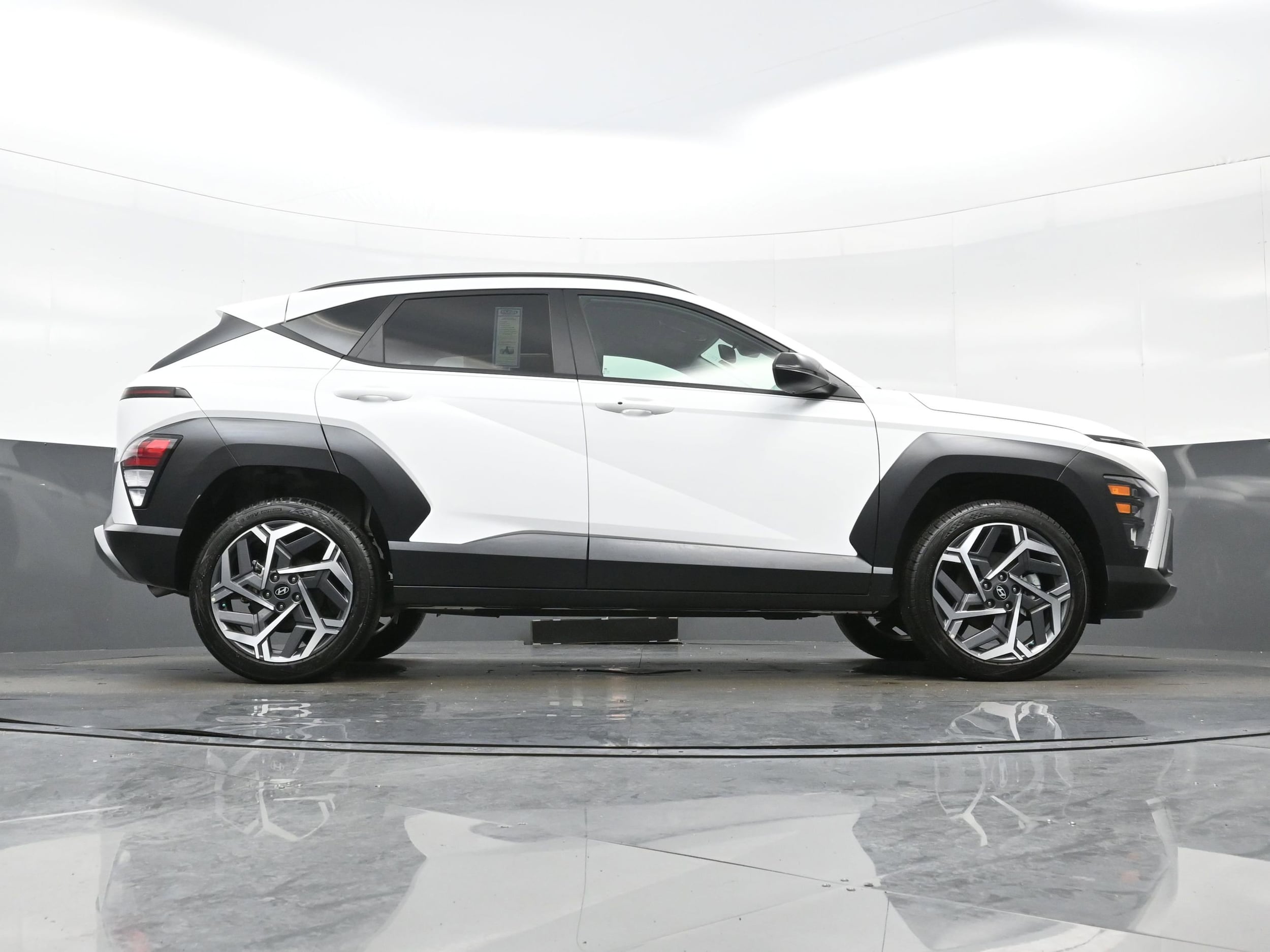 2026 Hyundai Kona SEL Premium - Photo 30