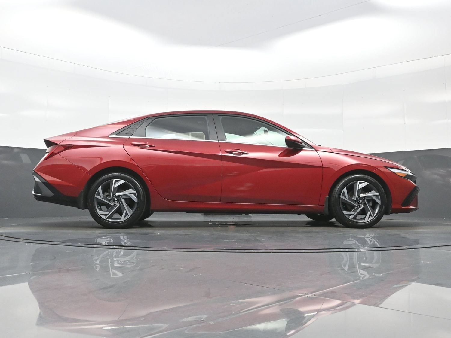 2024 Hyundai Elantra SEL - Photo 30