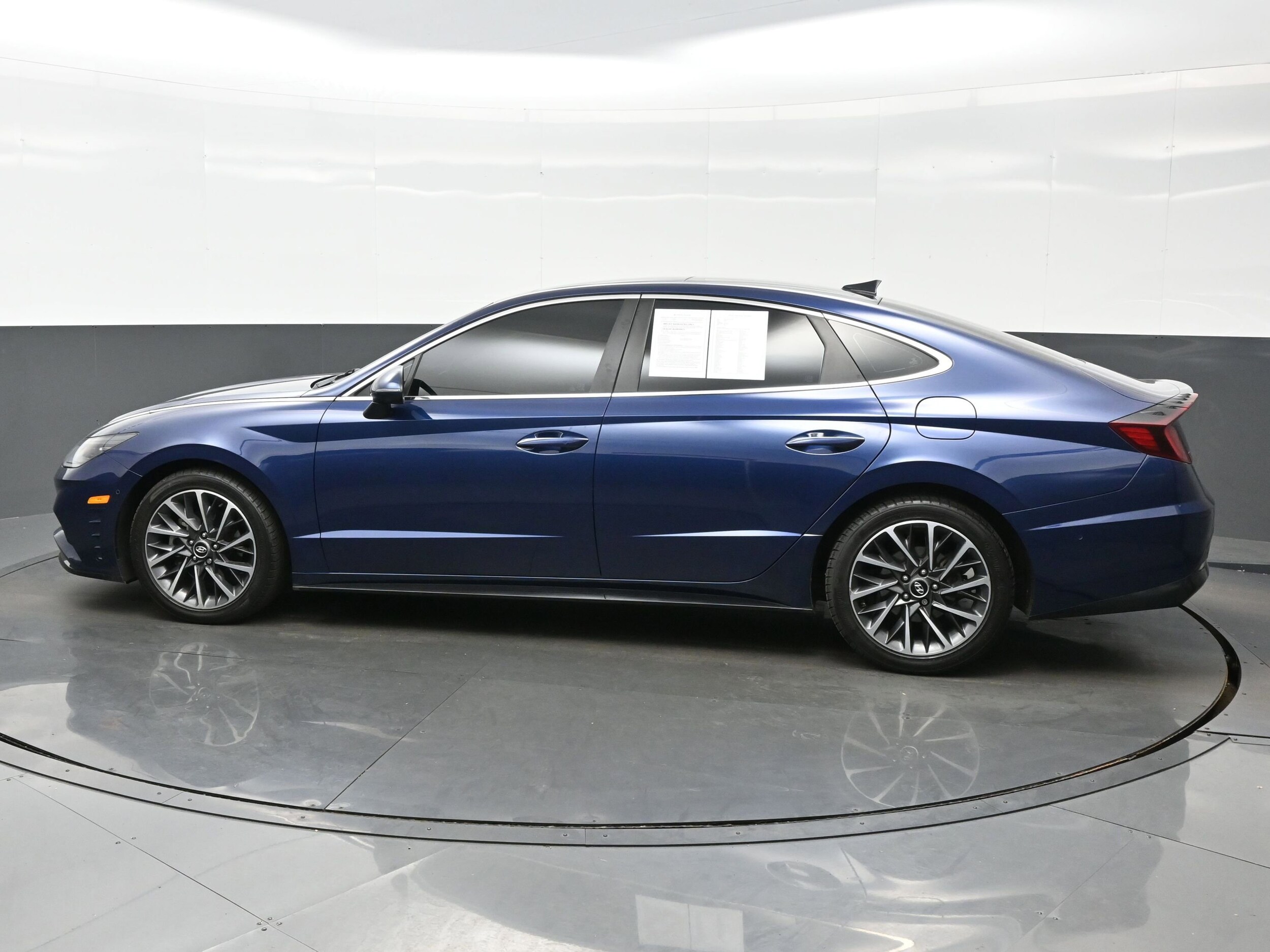 2020 Hyundai Sonata Limited photo 3