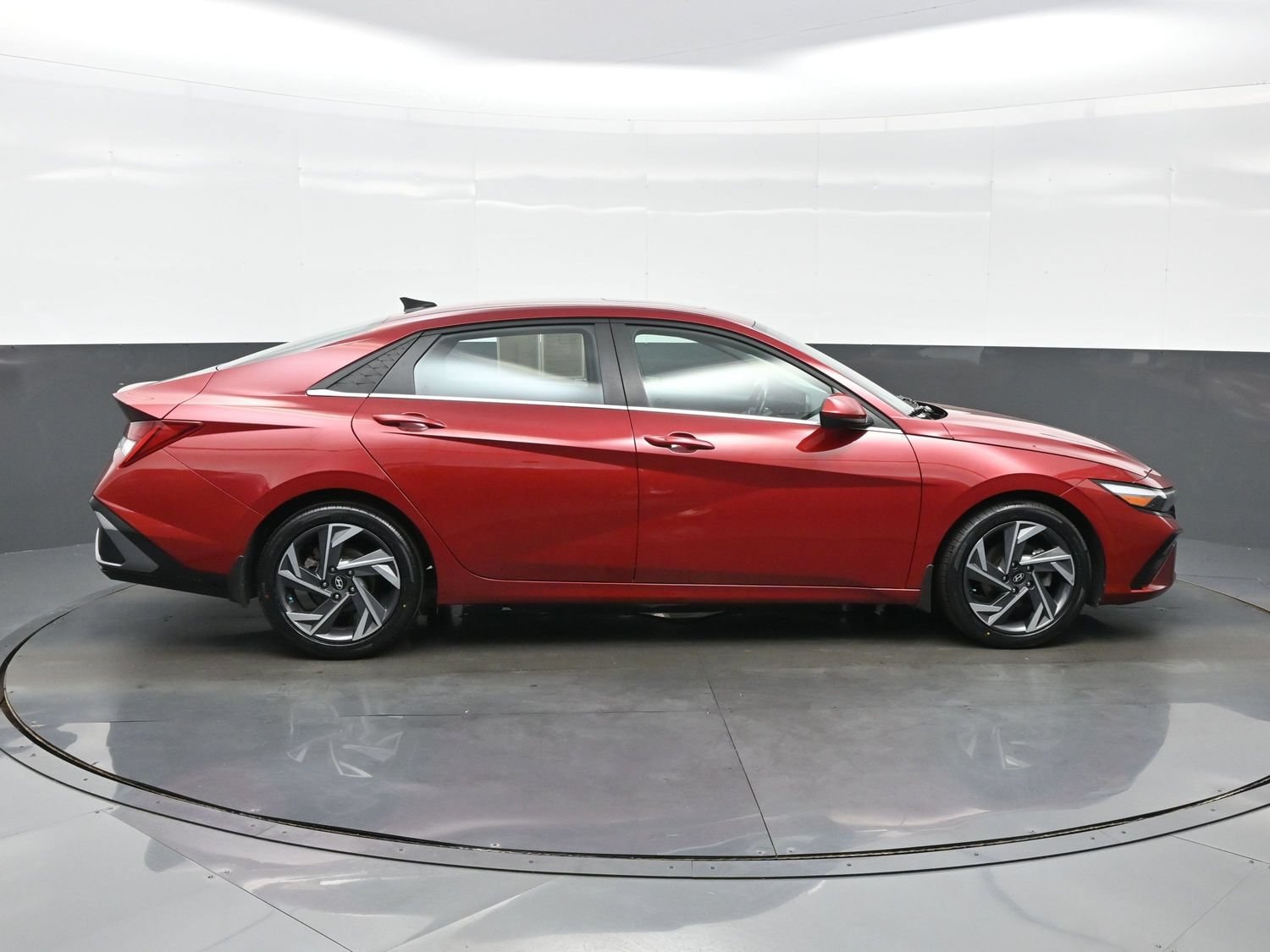 2024 Hyundai Elantra SEL - Photo 6