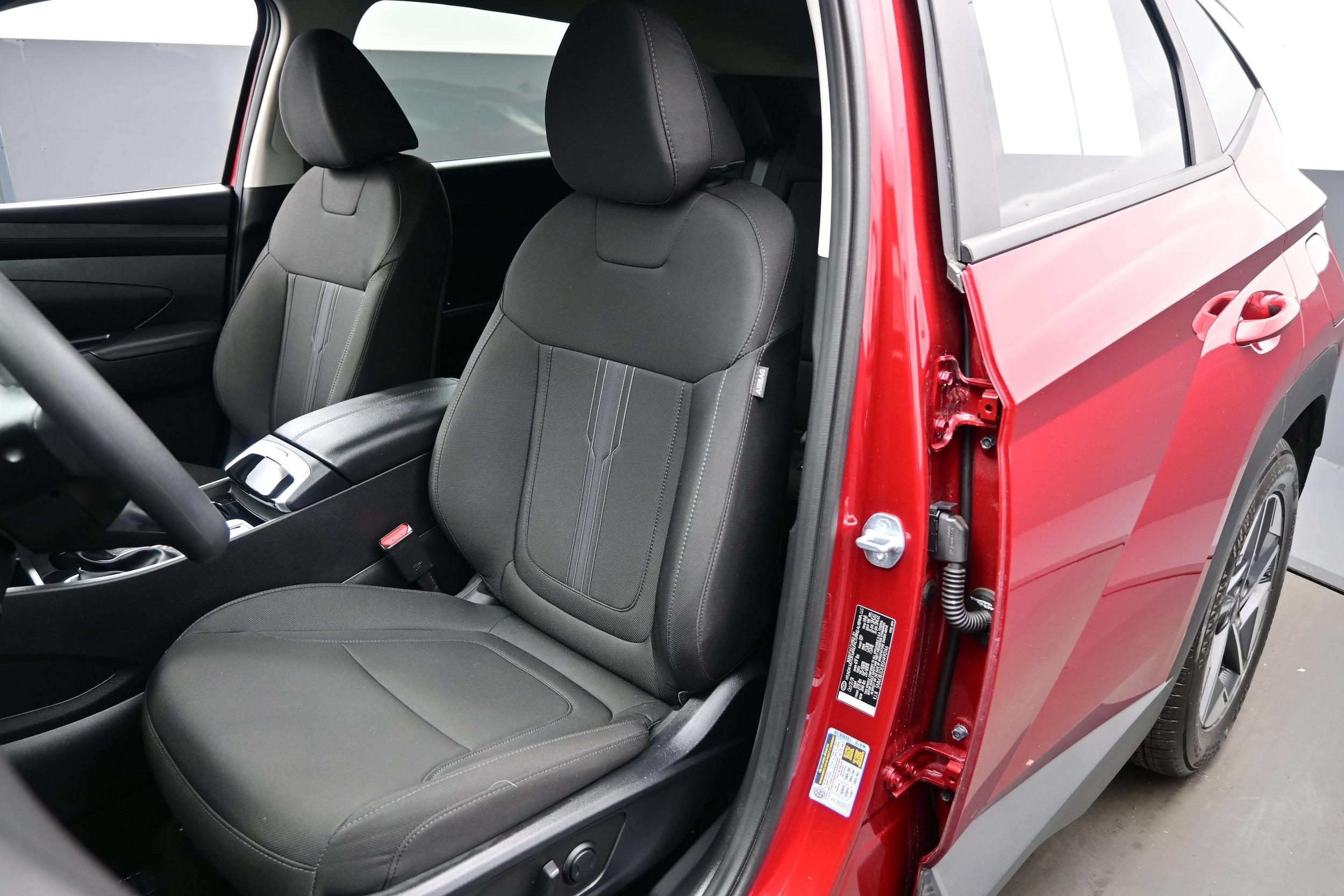 2025 Hyundai Tucson SEL - Photo 12