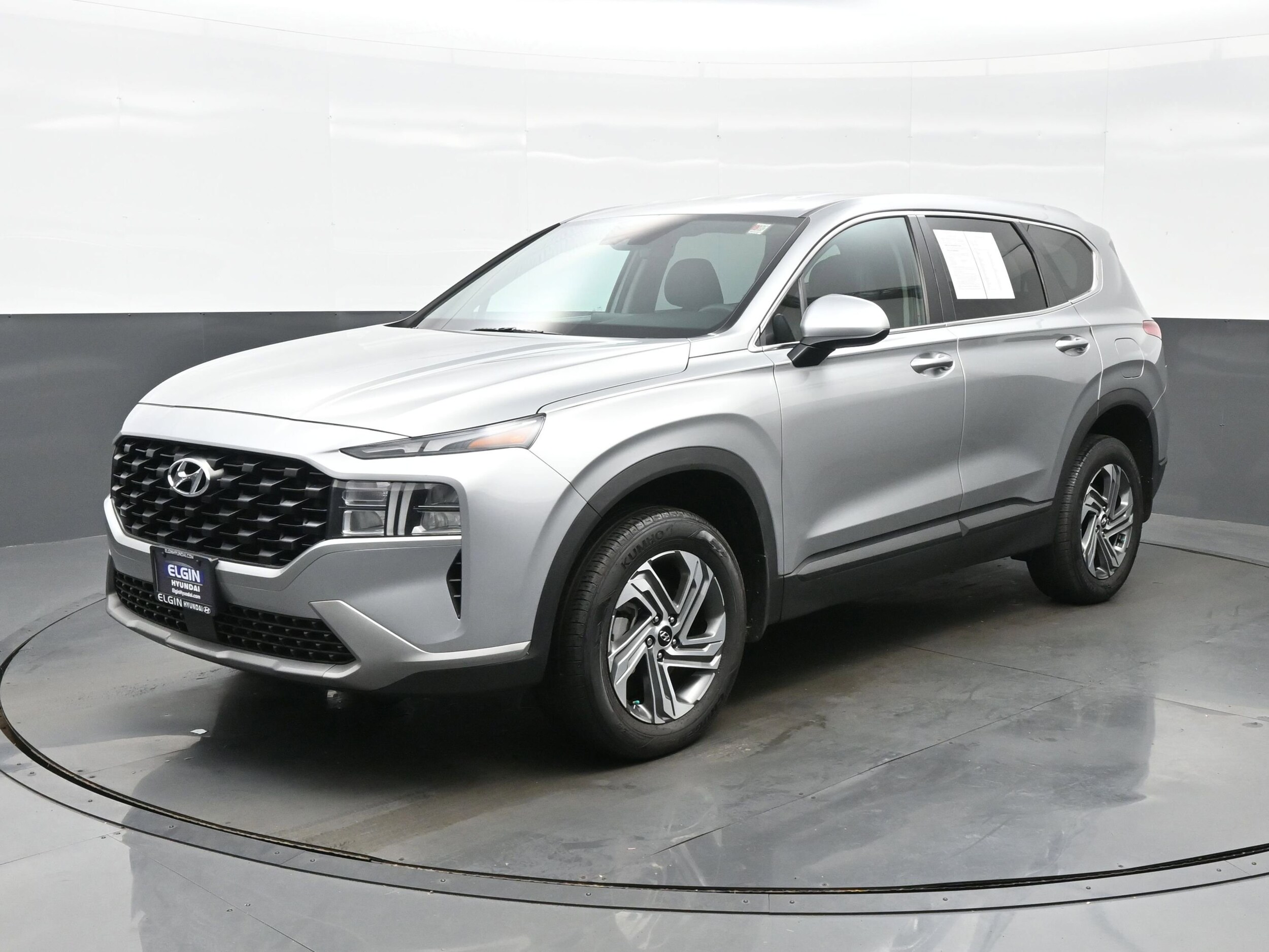 2023 Hyundai Santa Fe SE photo 2