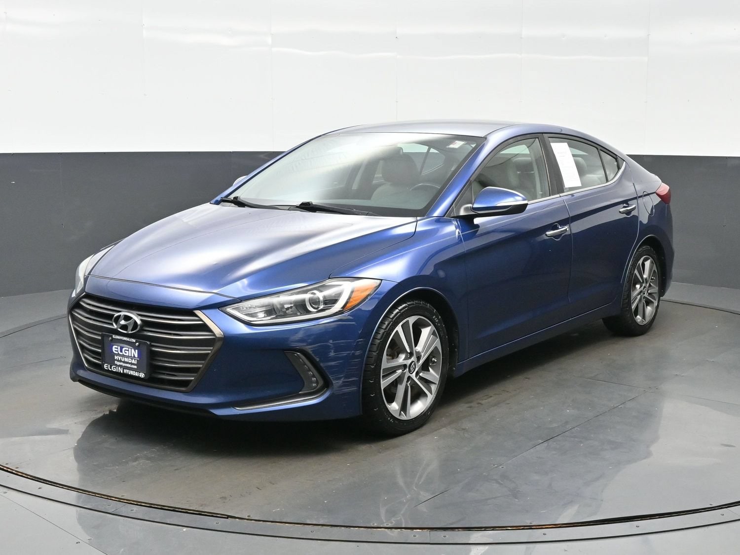2017 Hyundai Elantra Limited - Photo 2