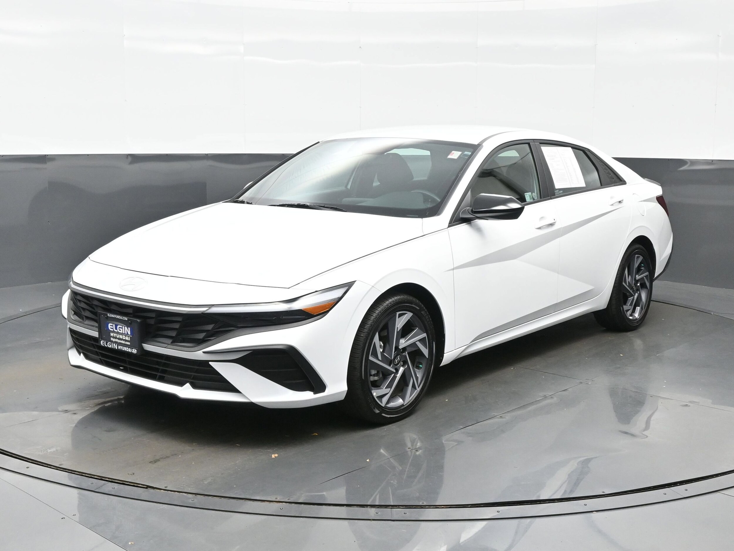 2025 Hyundai Elantra Hybrid SEL Sport photo 2