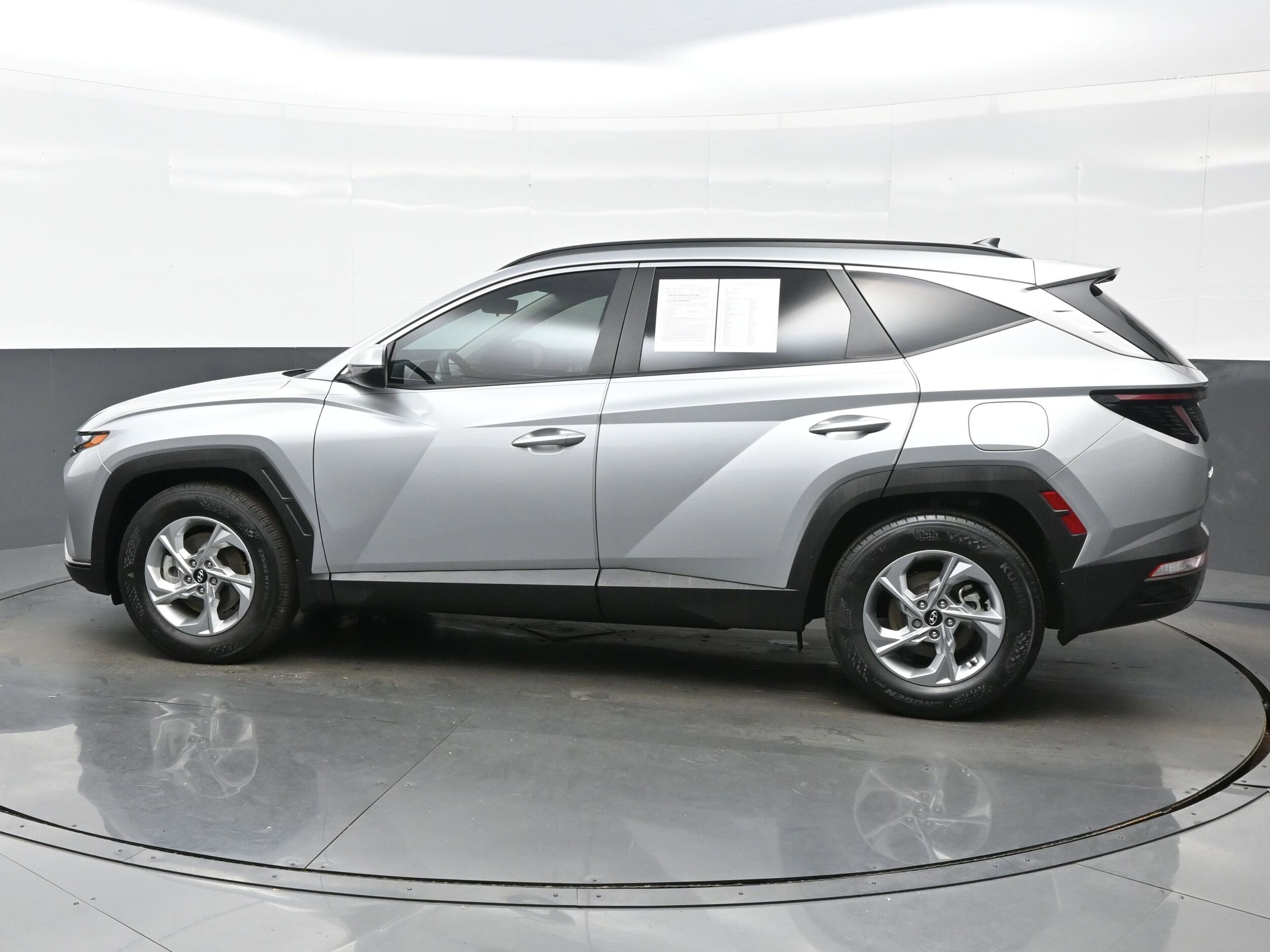 2023 Hyundai Tucson SEL photo 3