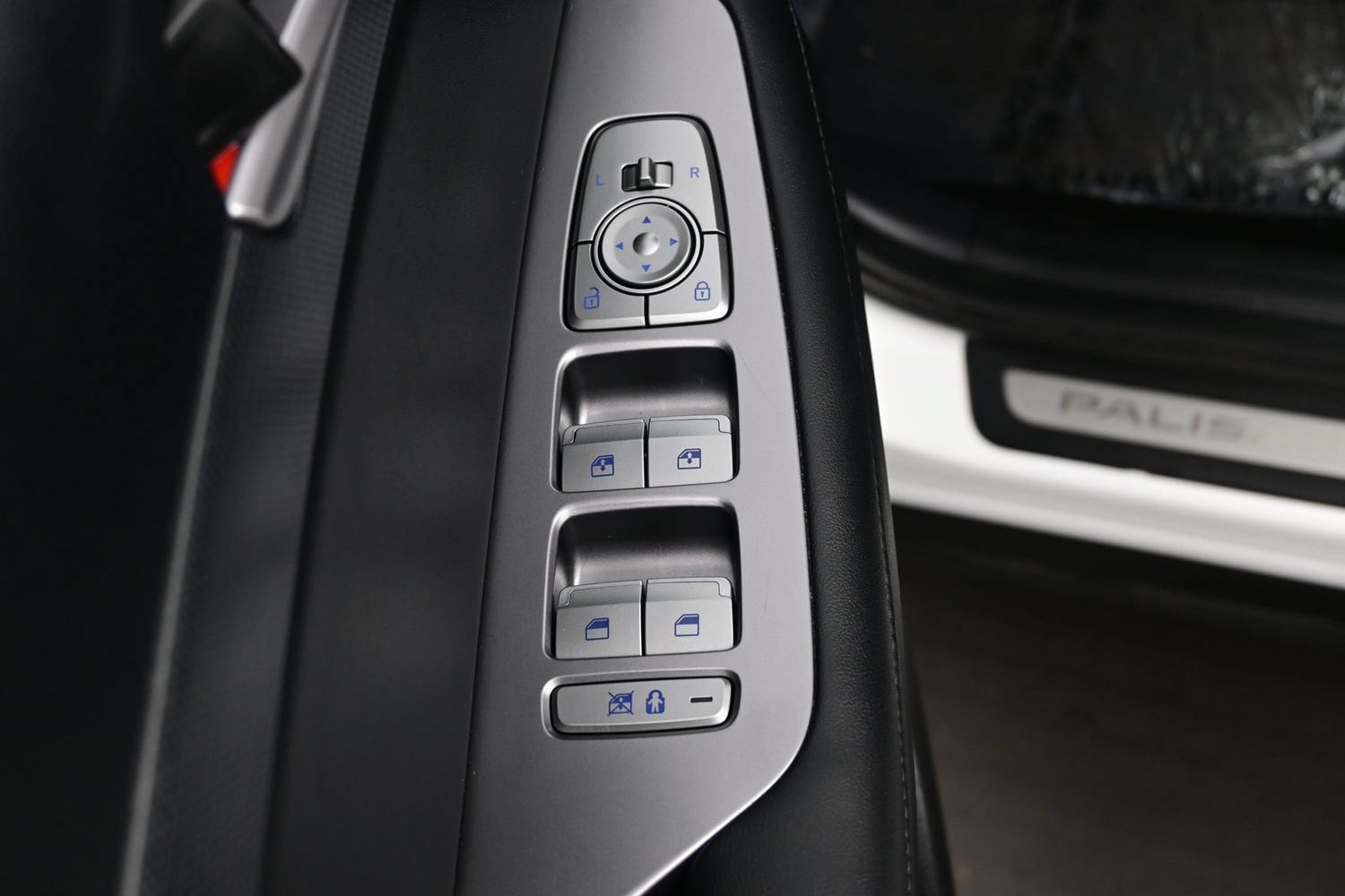 2023 Hyundai Palisade Limited - Photo 10