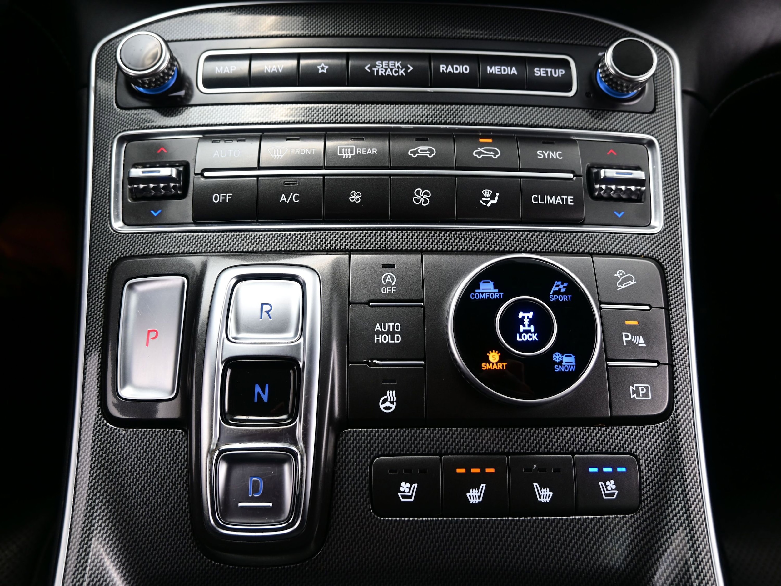 2022 Hyundai Santa Fe Limited - Photo 23