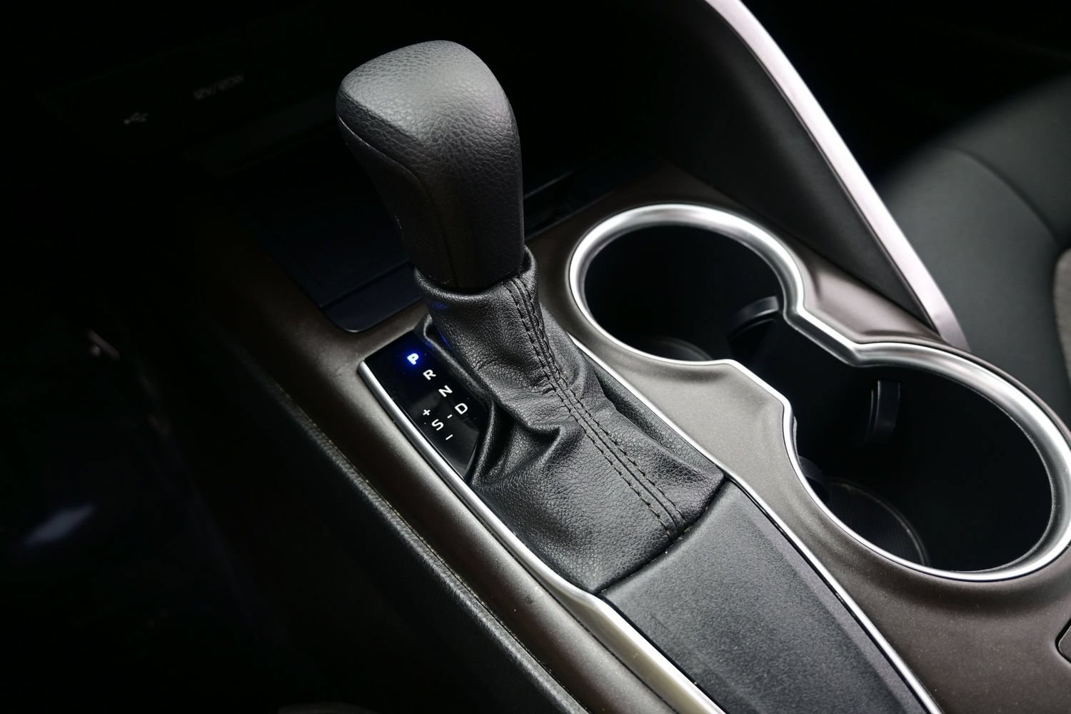 2021 Toyota Camry LE - Photo 21