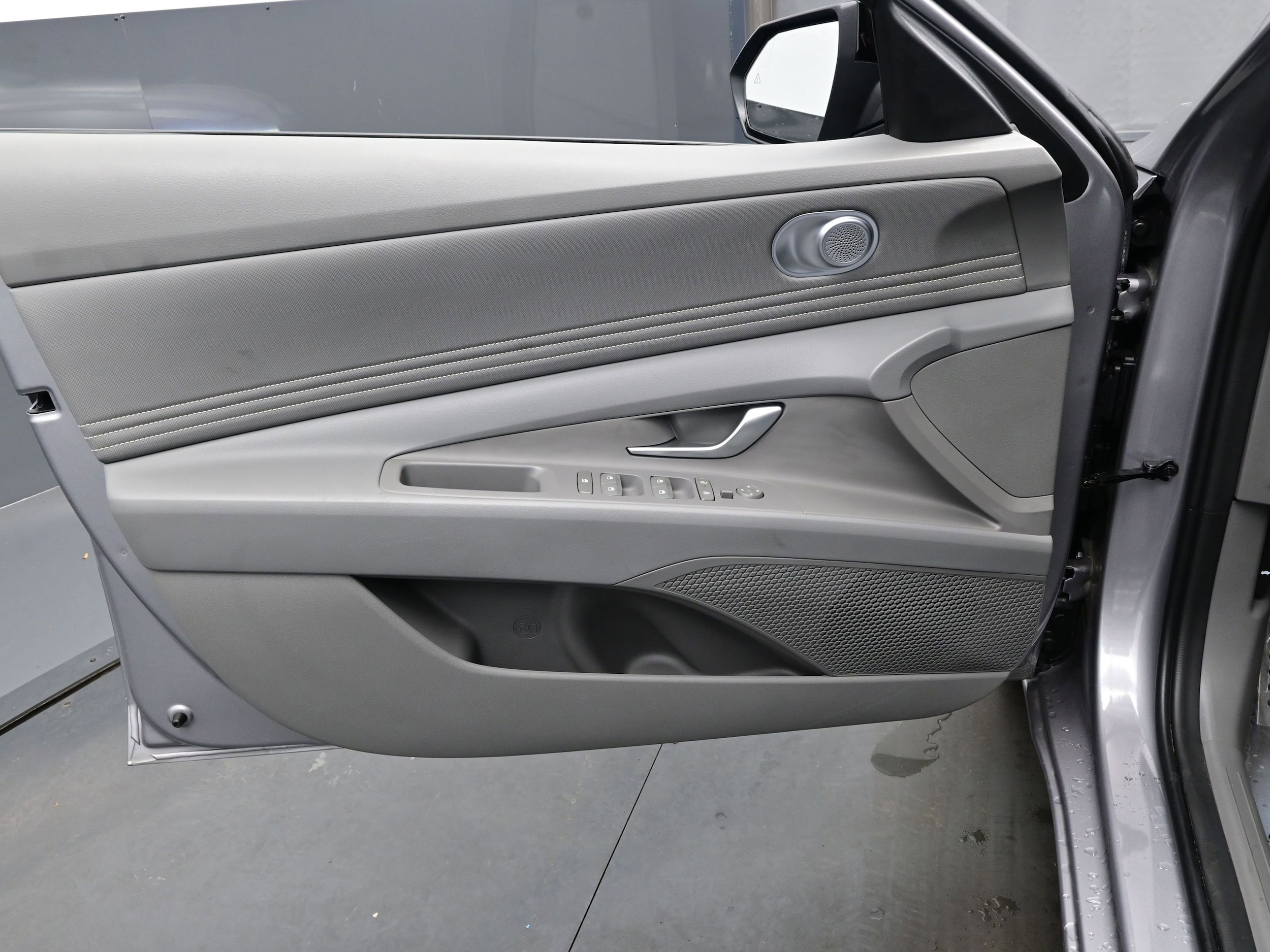 2025 Hyundai Elantra Sedan 