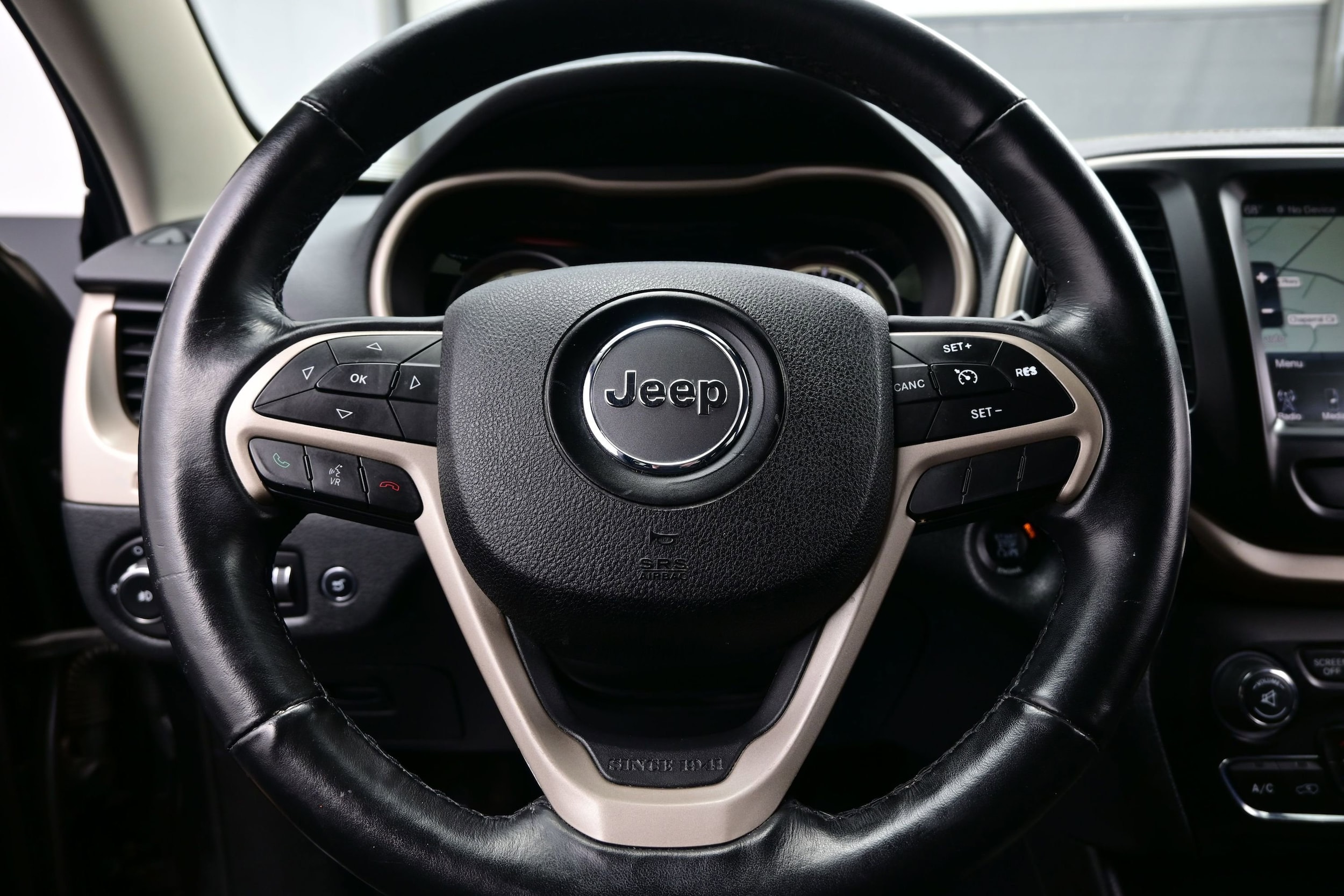 2016 Jeep Cherokee Latitude - Photo 21