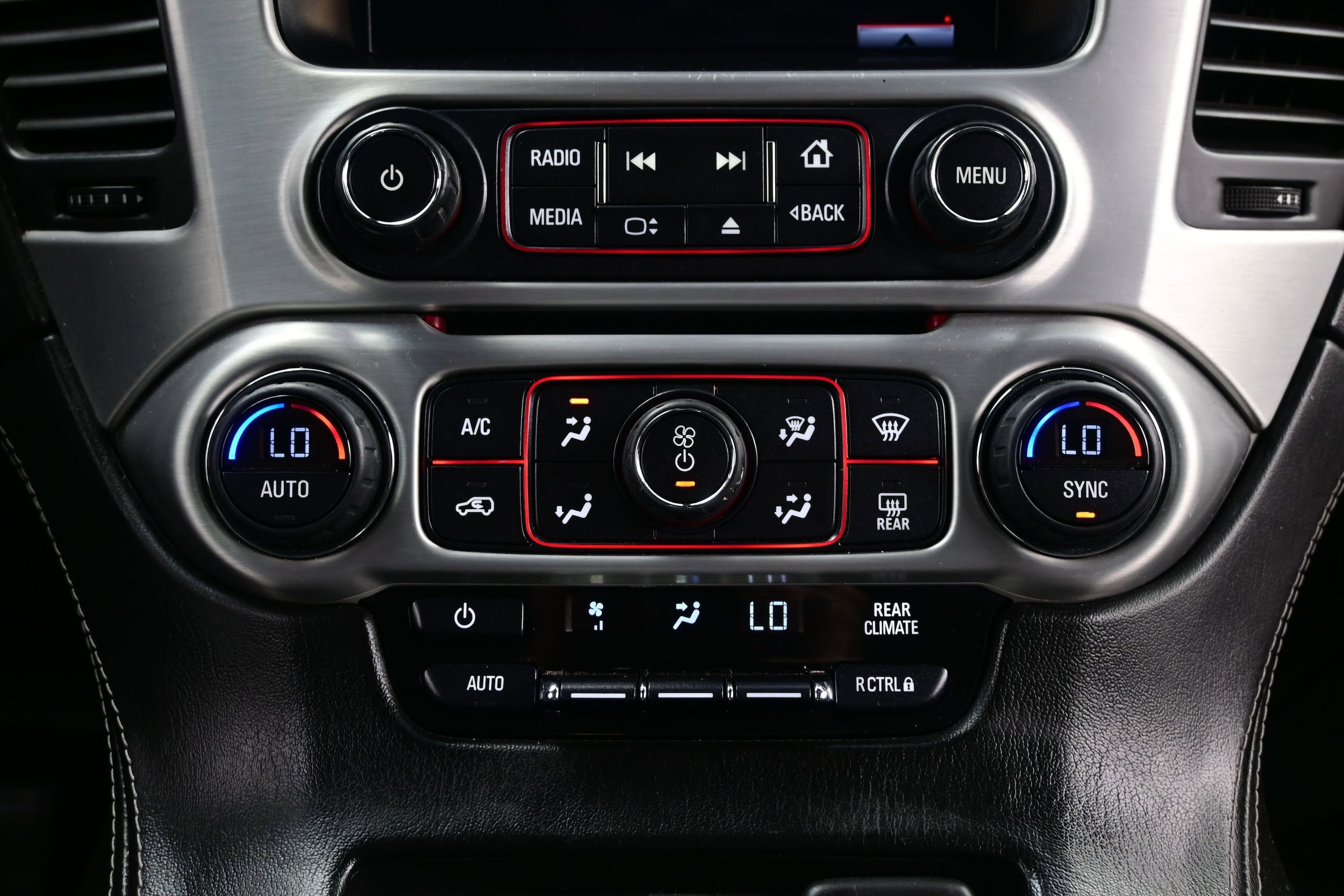 2015 GMC Yukon SLE - Photo 21