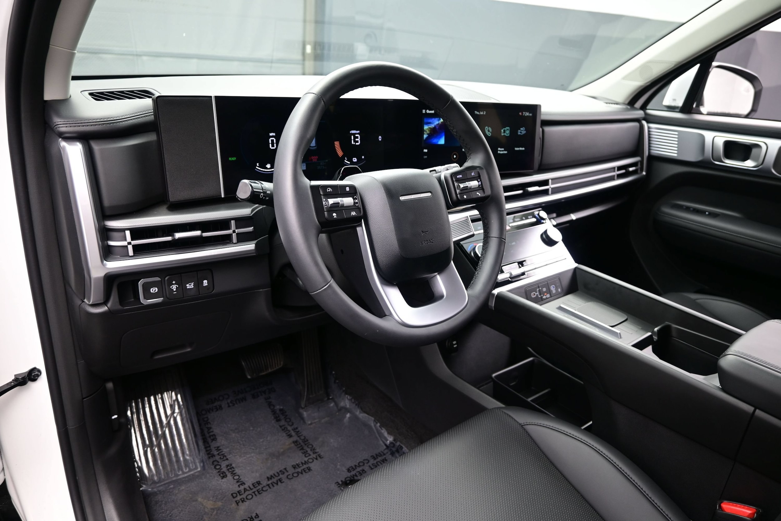 2025 Hyundai Santa Fe SEL - Photo 13