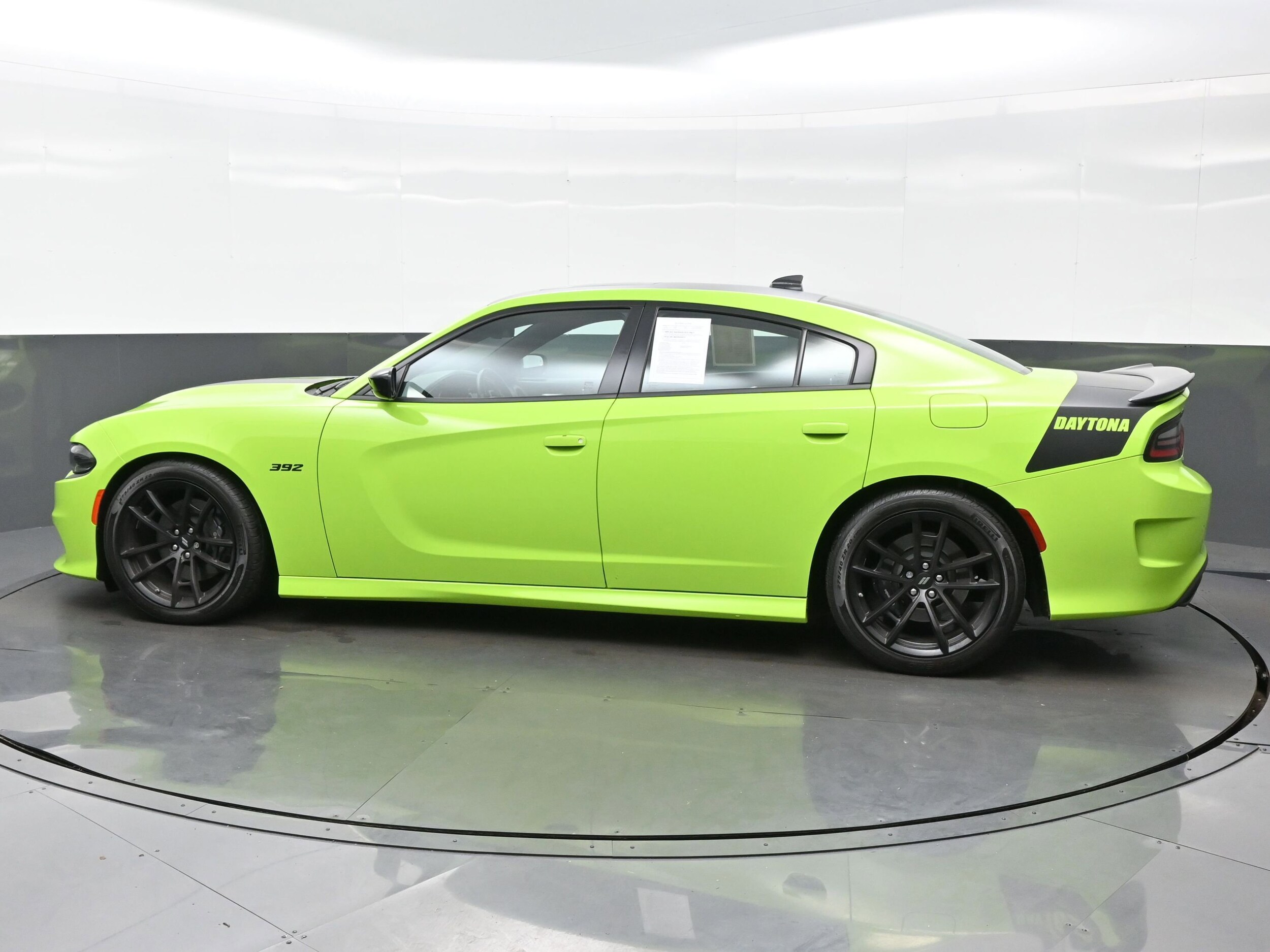 2023 Dodge Charger R/T Scat Pack photo 3