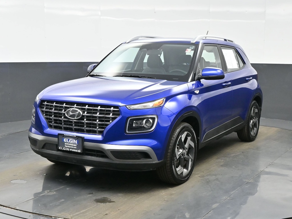 Used 2025 Hyundai Venue Limited SUV