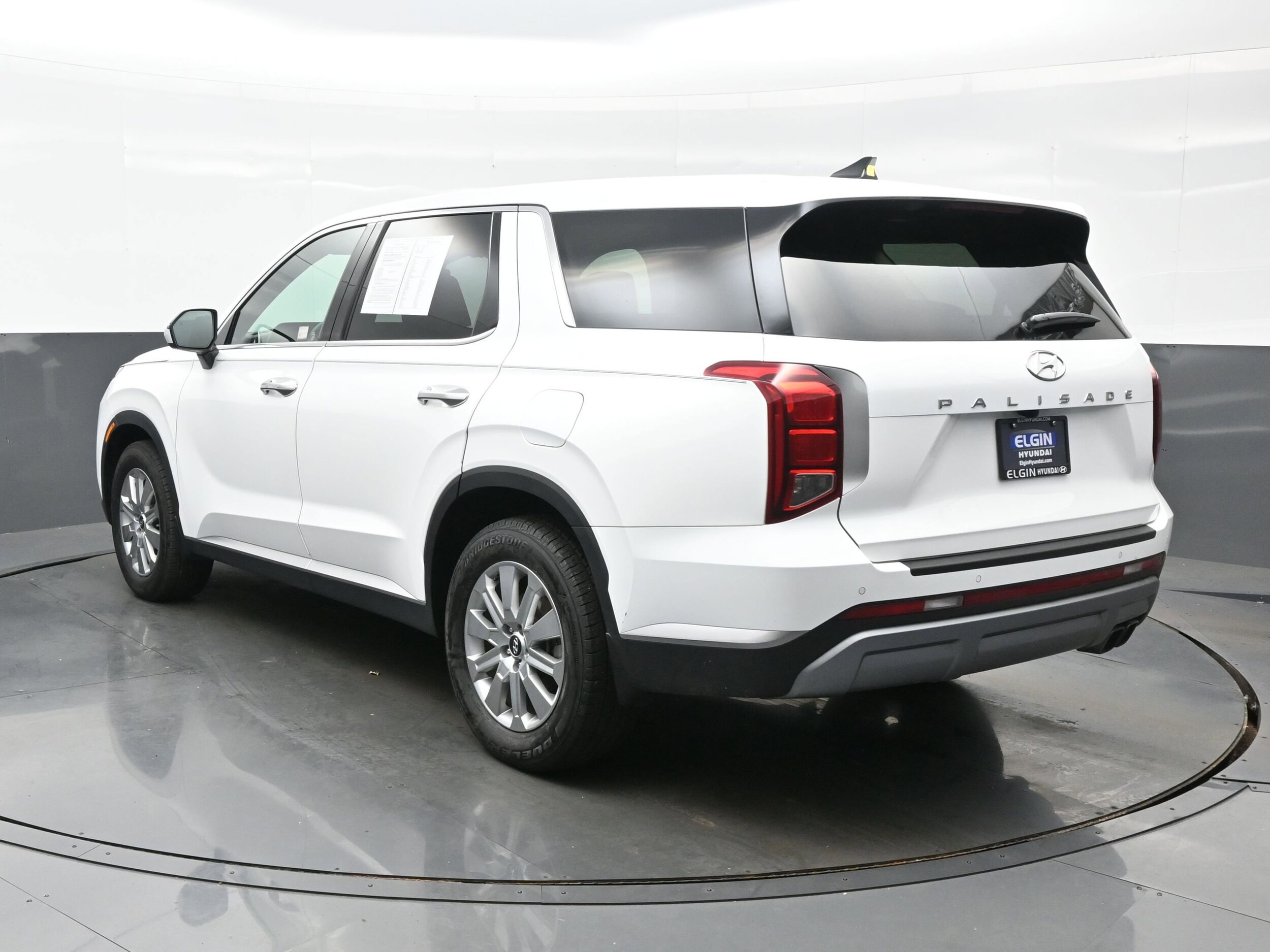 2023 Hyundai Palisade SE photo 4