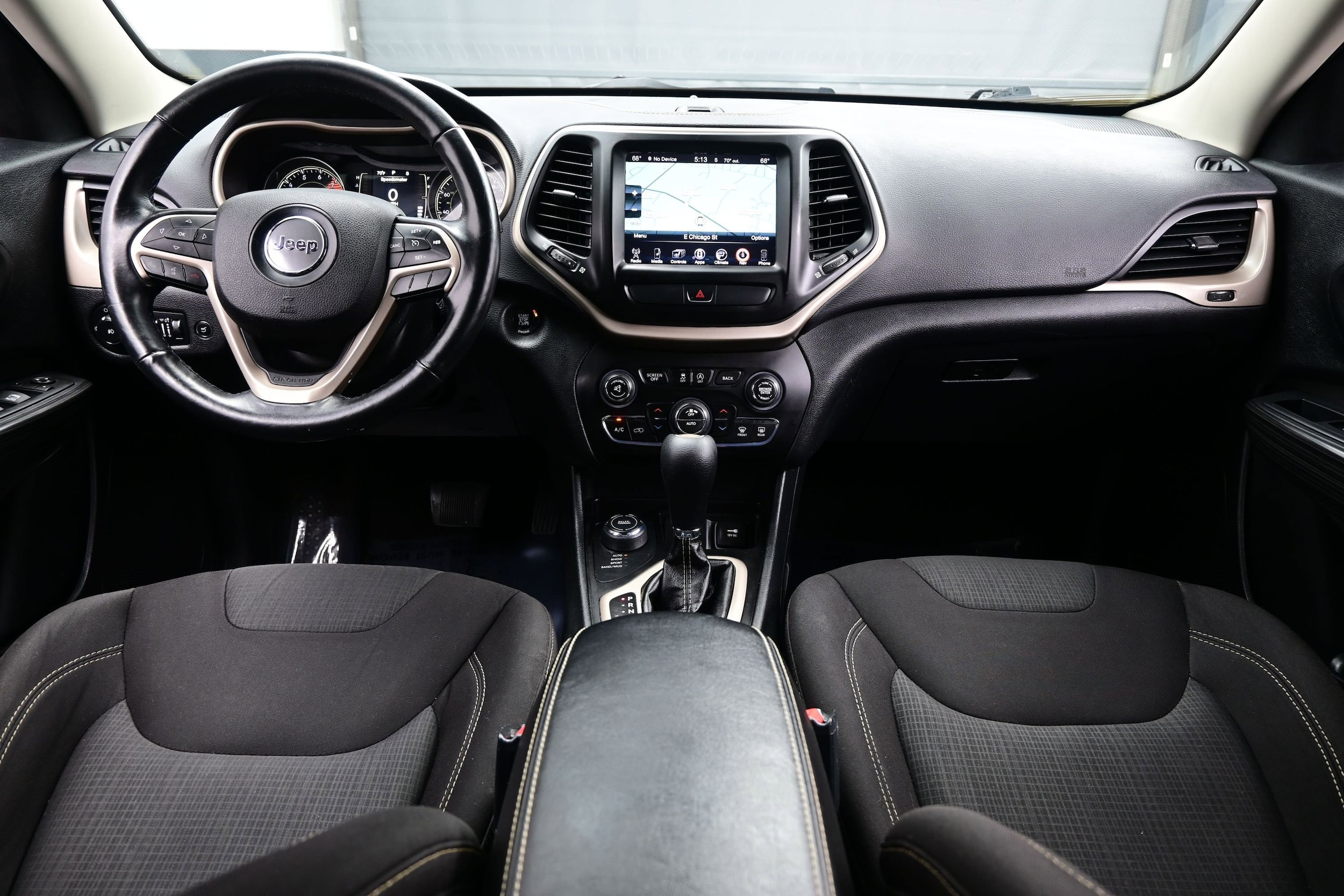 2016 Jeep Cherokee Latitude - Photo 15