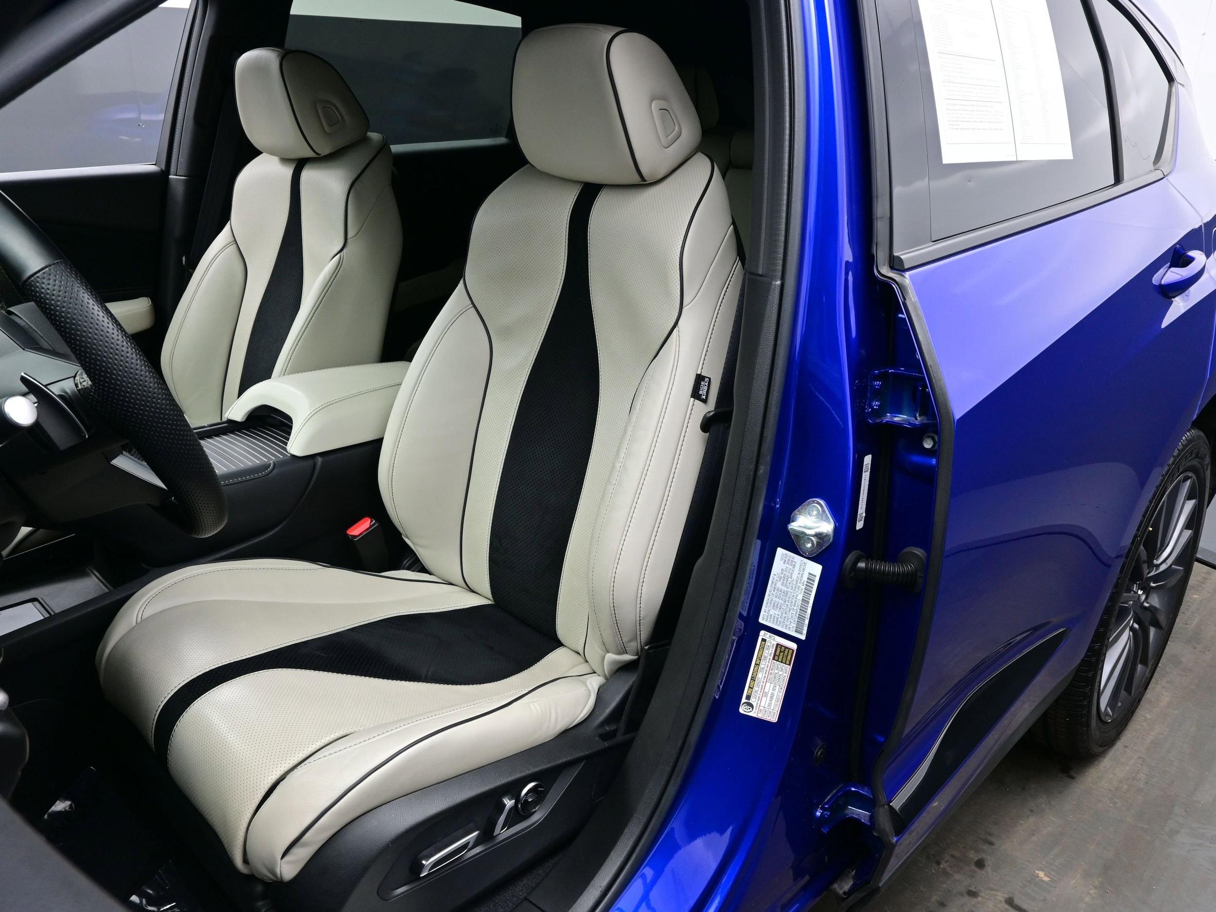 2023 Acura RDX A-Spec w/ Advance Package - Photo 12
