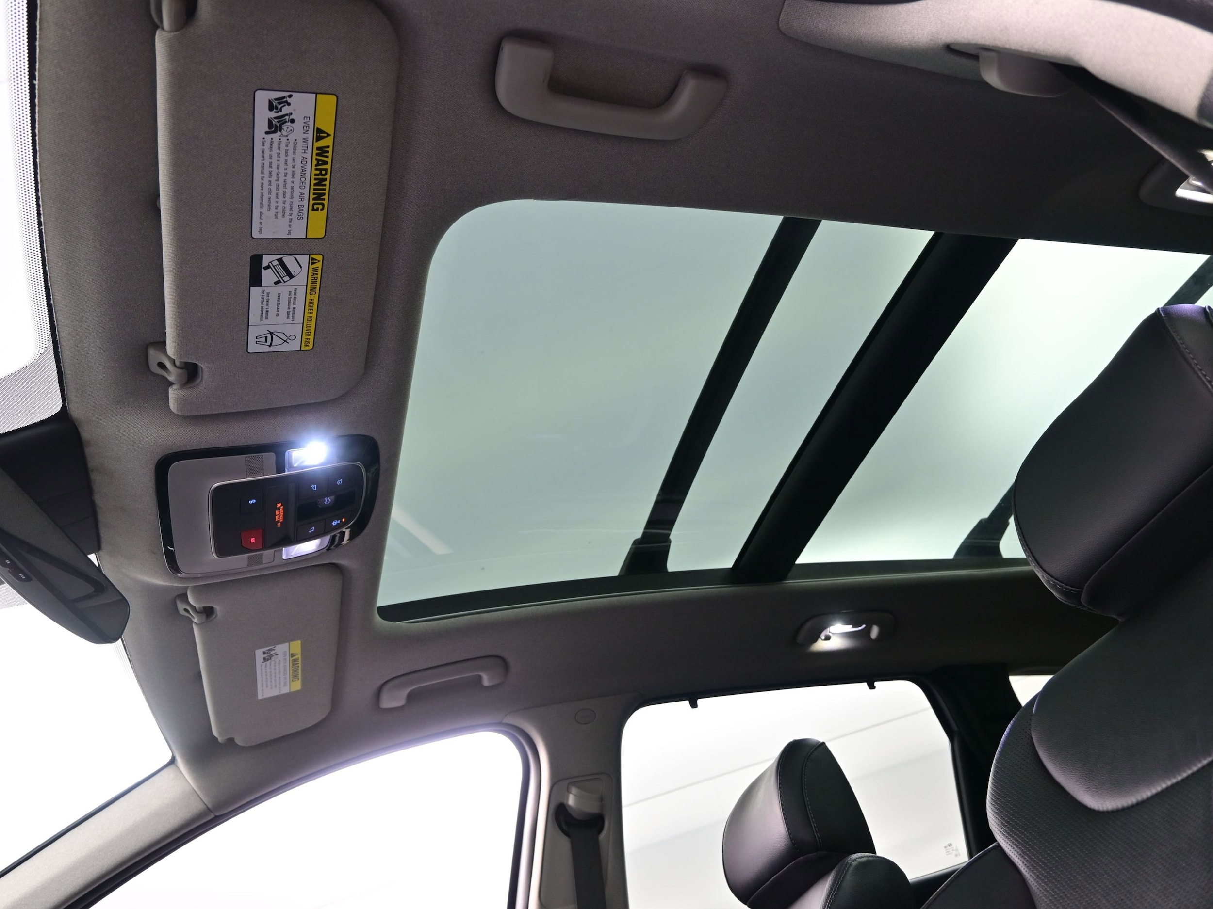 2022 Hyundai Santa Fe Limited - Photo 20