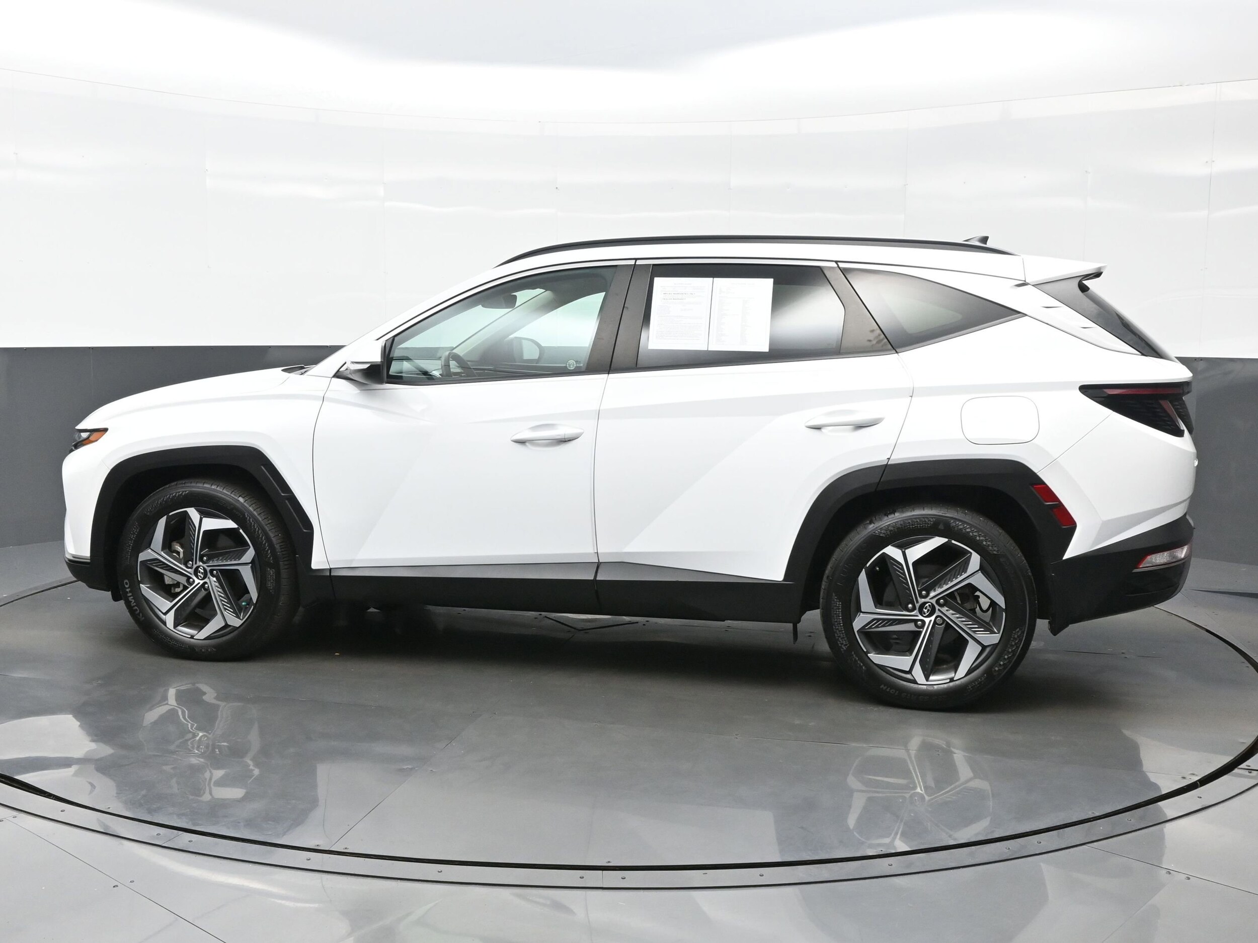 2023 Hyundai Tucson SEL Convenience photo 2