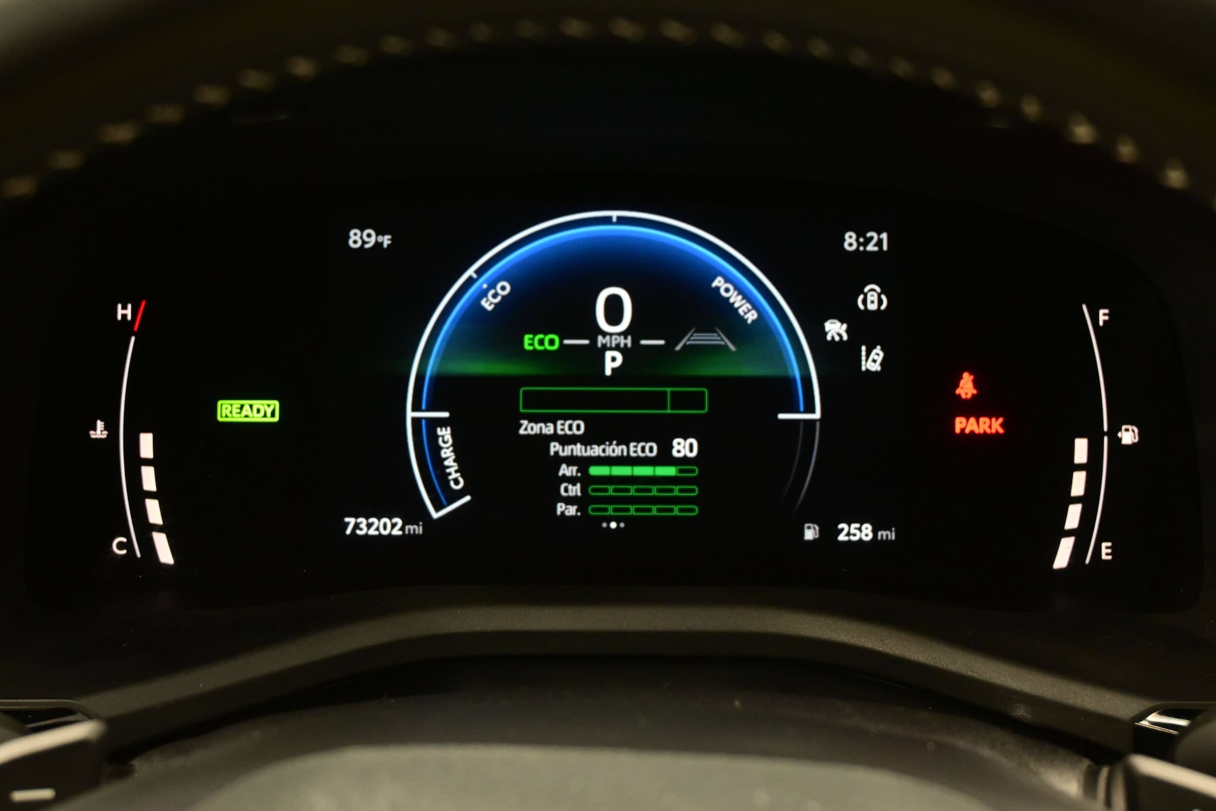 2025 Toyota Camry SE - Photo 25