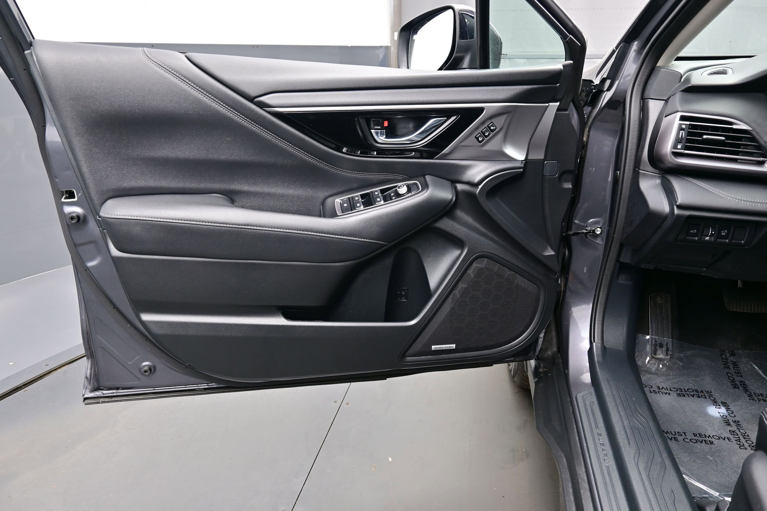 2023 Subaru Outback Limited - Photo 10