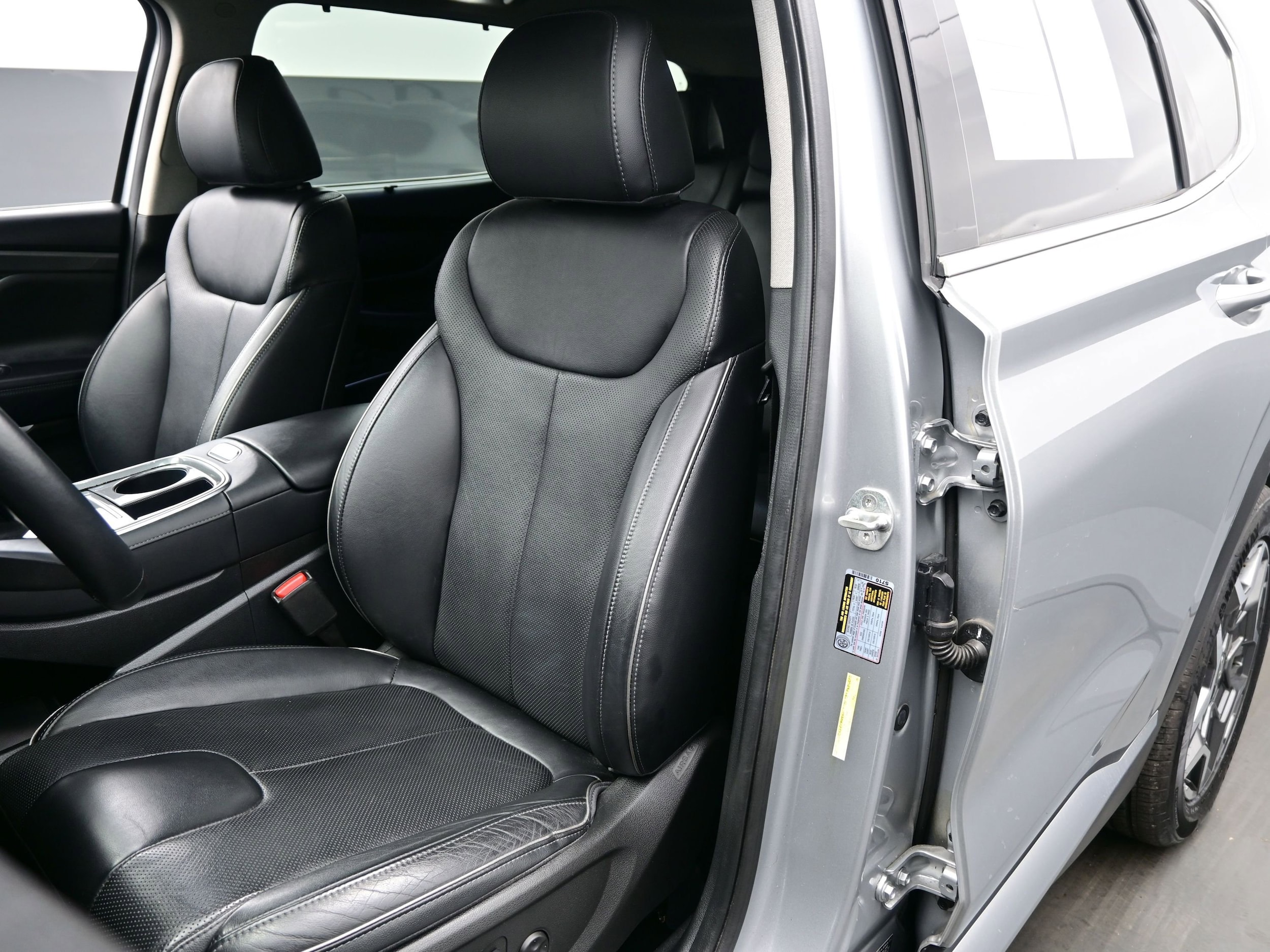 2022 Hyundai Santa Fe Limited - Photo 13