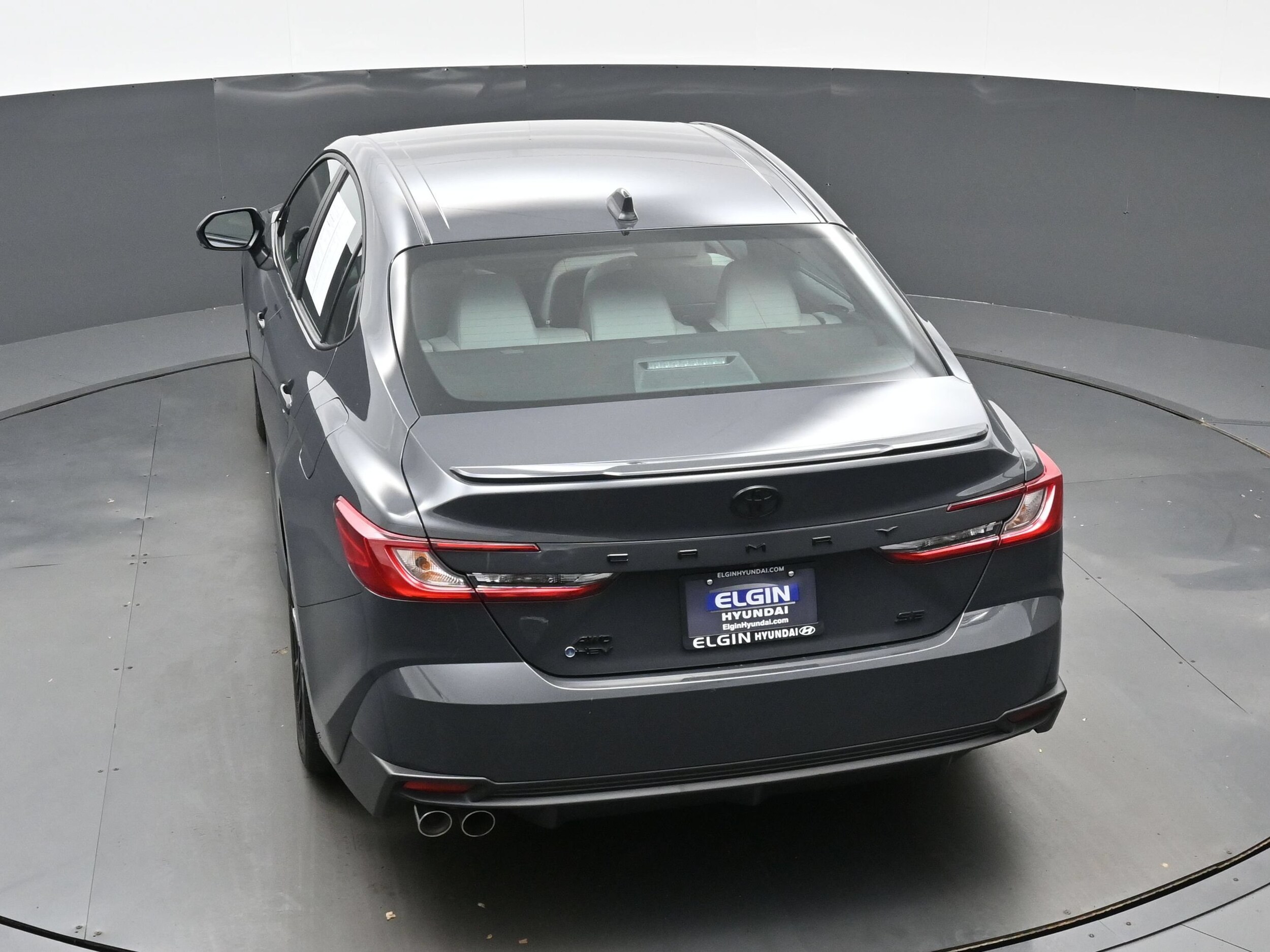 2025 Toyota Camry SE - Photo 37