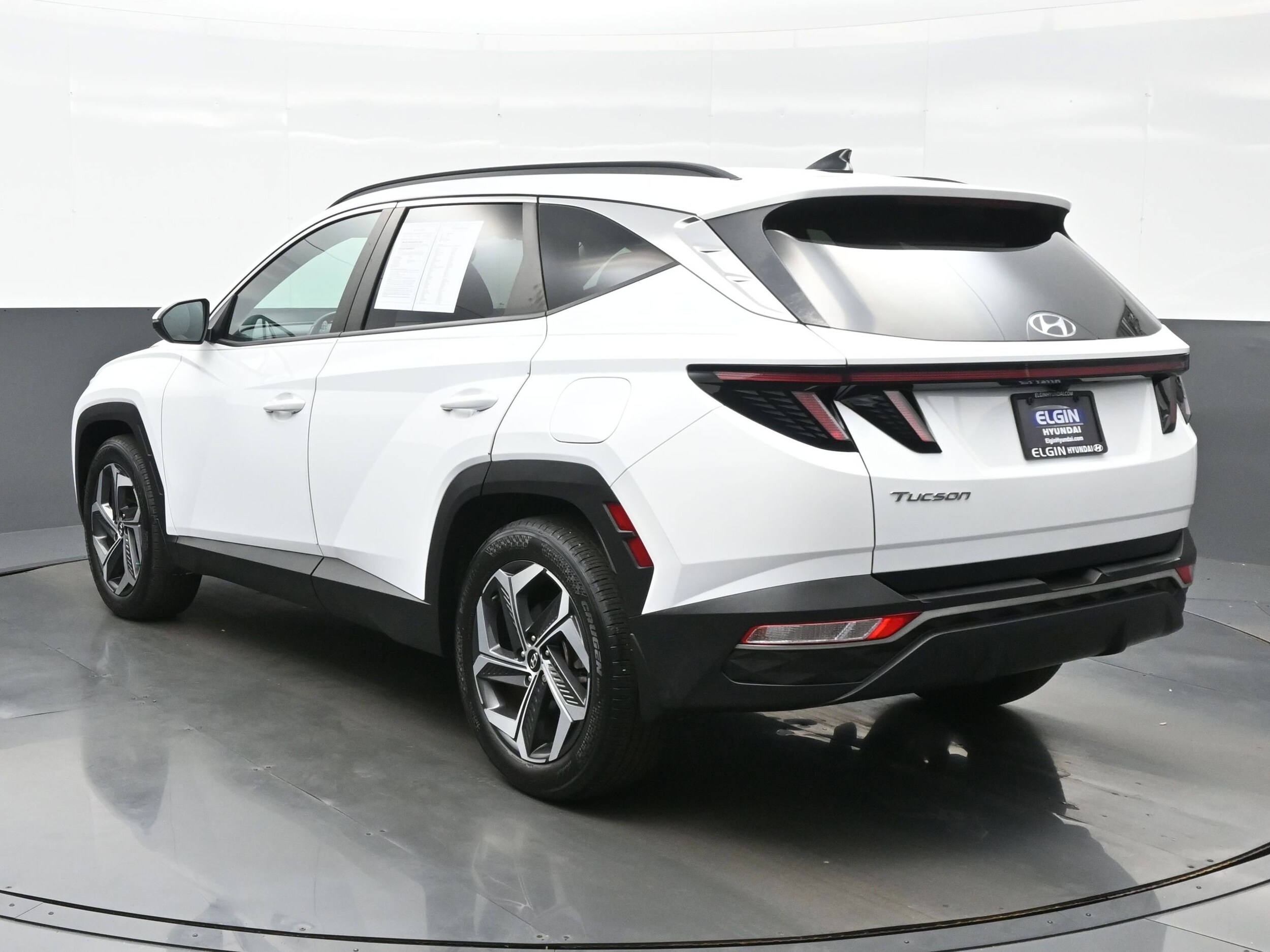 2023 Hyundai Tucson SEL Convenience photo 3