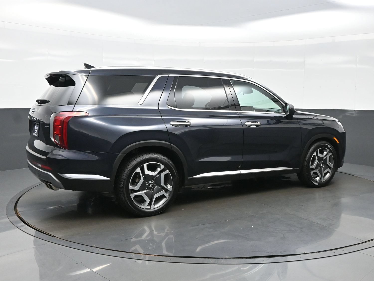 2023 Hyundai Palisade Limited - Photo 6